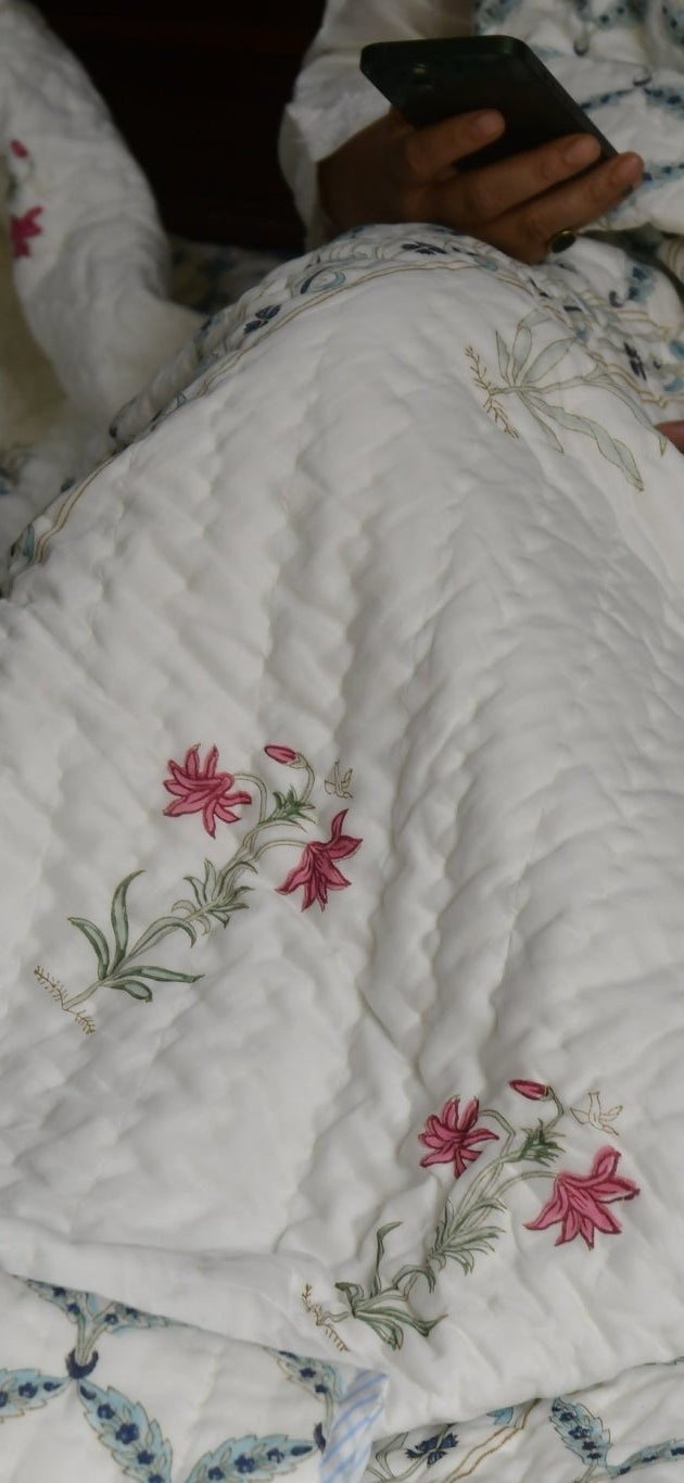 Blankets, Quilts, and Jaipuri Razai Online - Handcrafted Comfort - Fabamber Pvt. Ltd