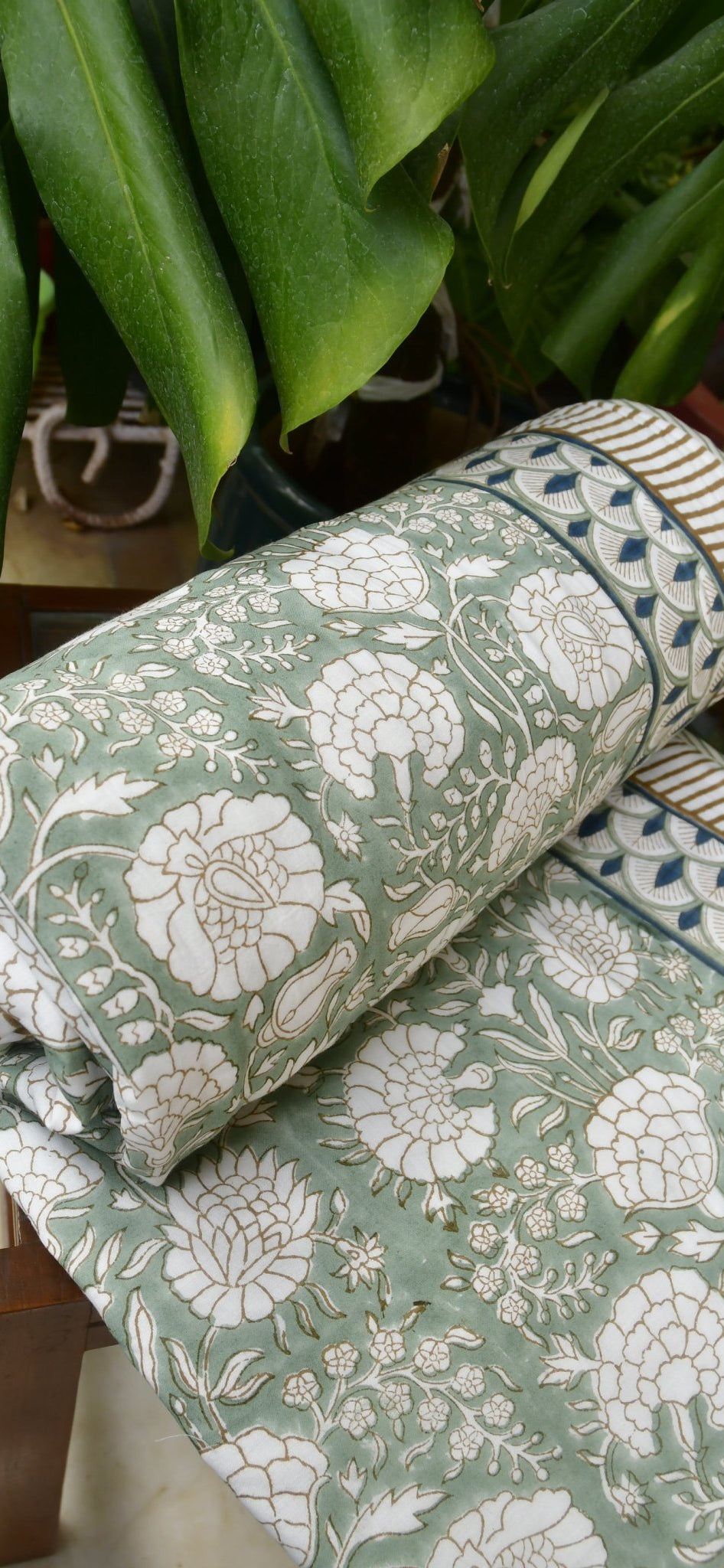 Jaipuri Dohar Handcrafted Premium Bedding - Fabamber Pvt. Ltd