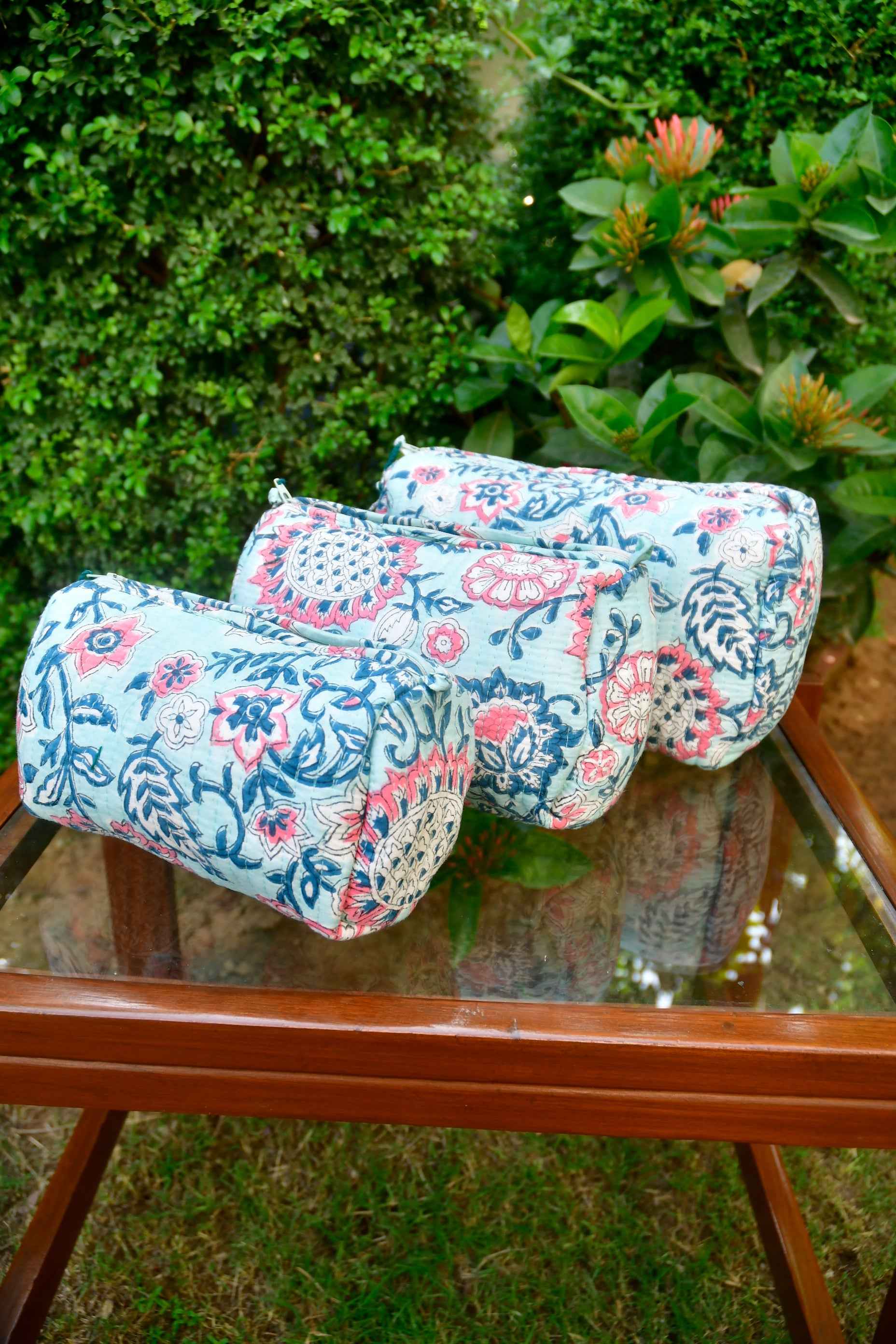 Powder Blue Utility Bag: Keep Your Essentials Organized