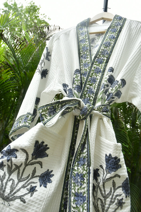 Deep blue premium bathrobe