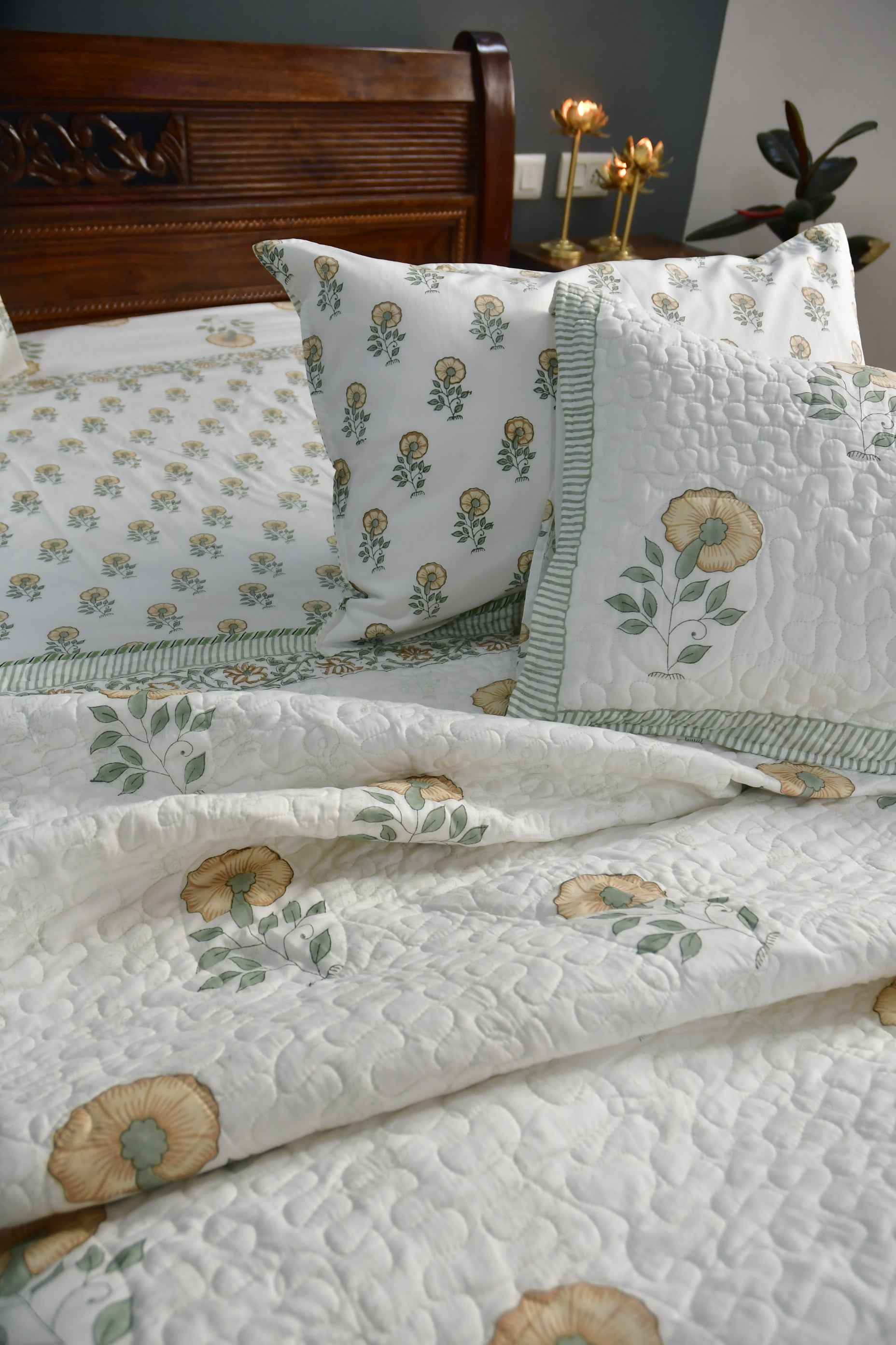 Flower of Hope Bedding set : Handblocked