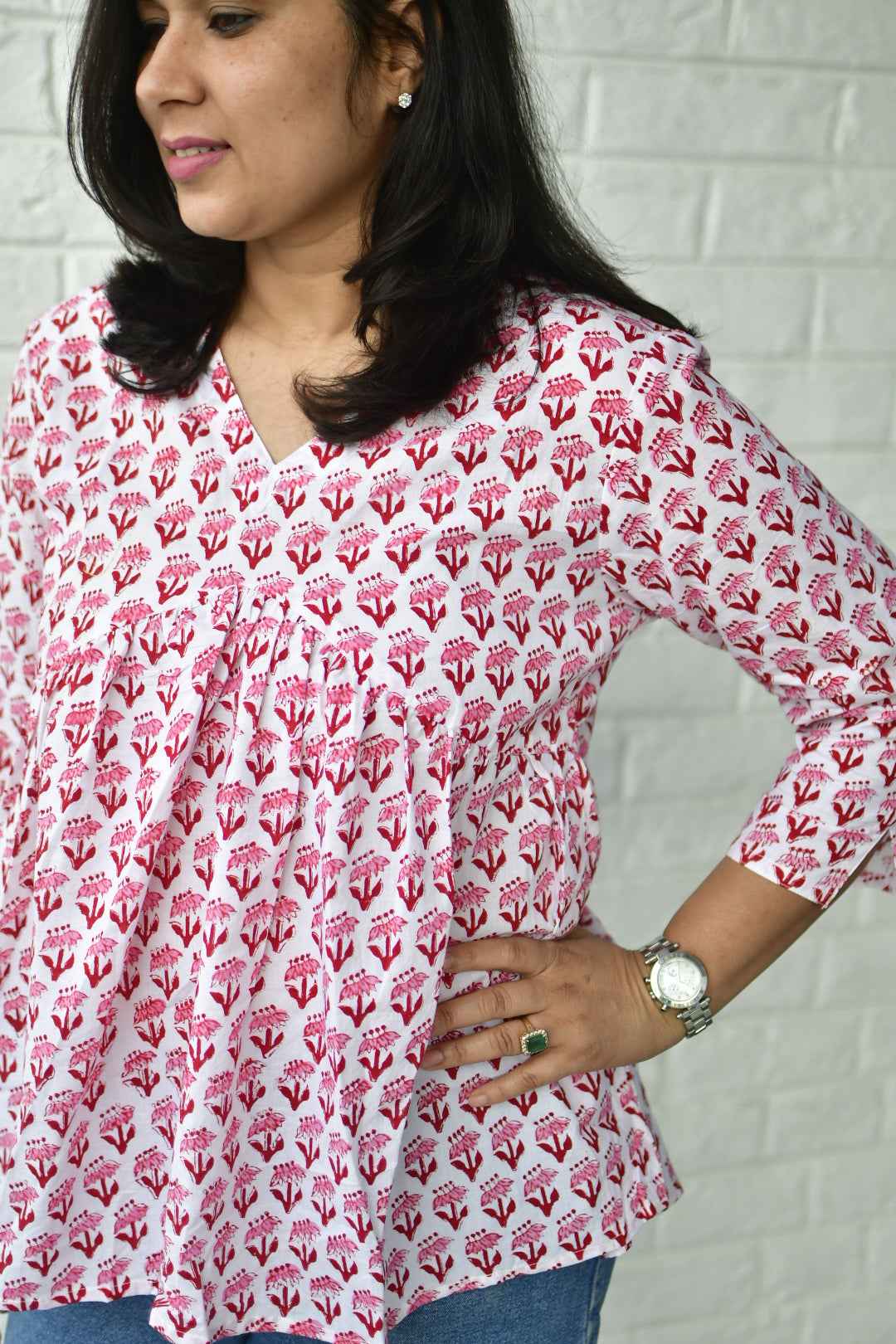 Red Buti White Short Top handblock Office wear