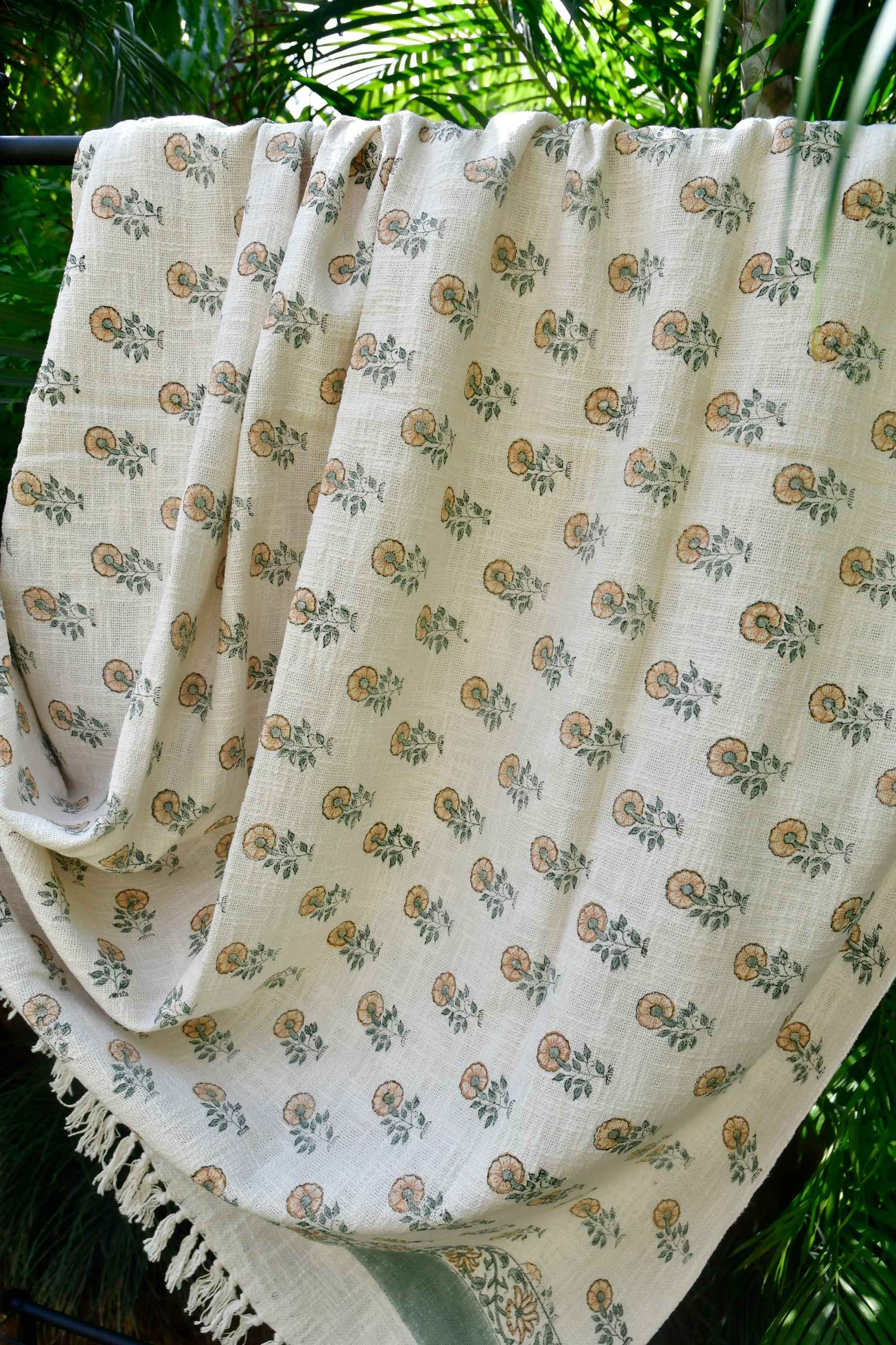 Flower of hope handcrafted / handblocked Throw