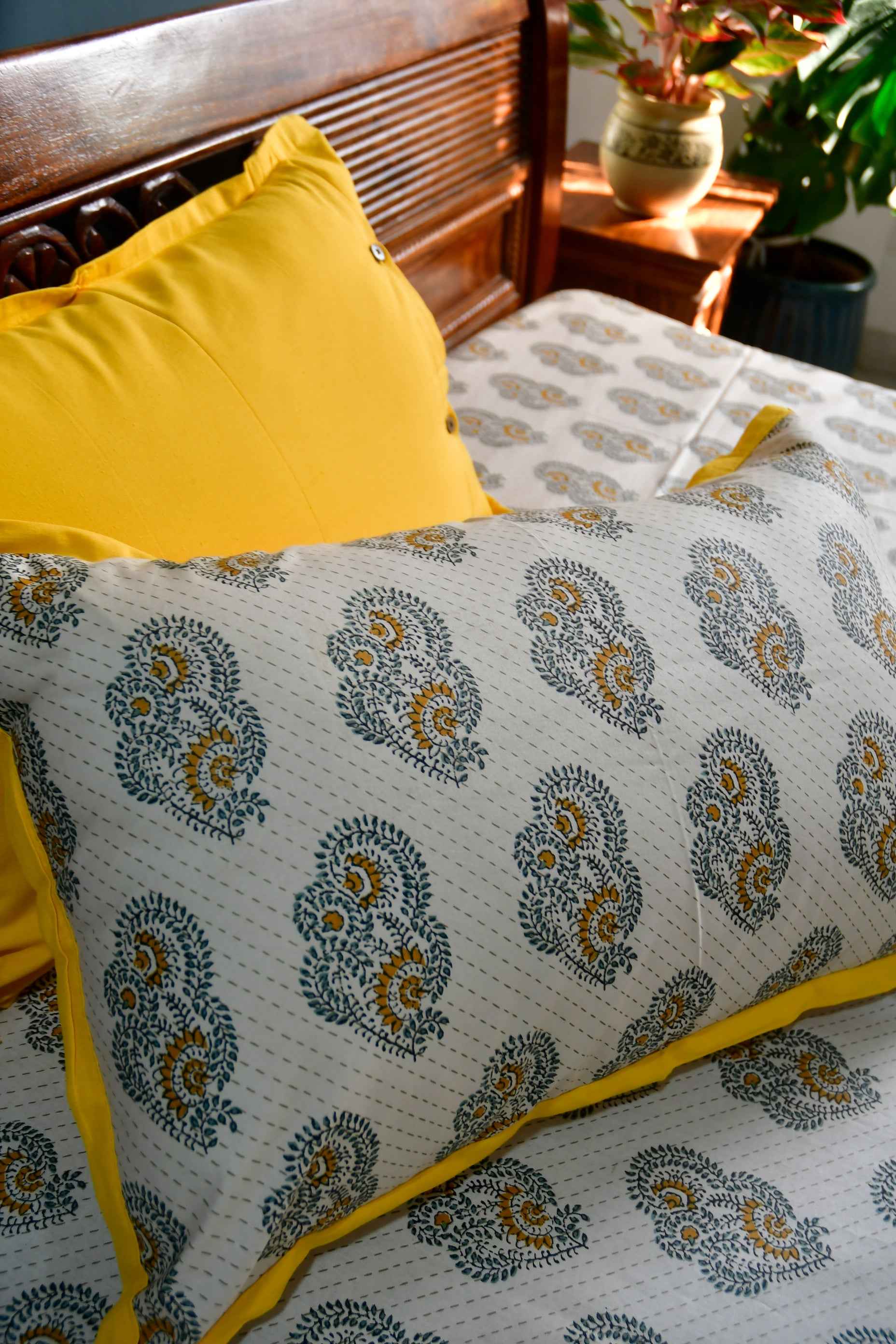 Exclusive Super King Cotton Bedsheet ( In 3 colours)