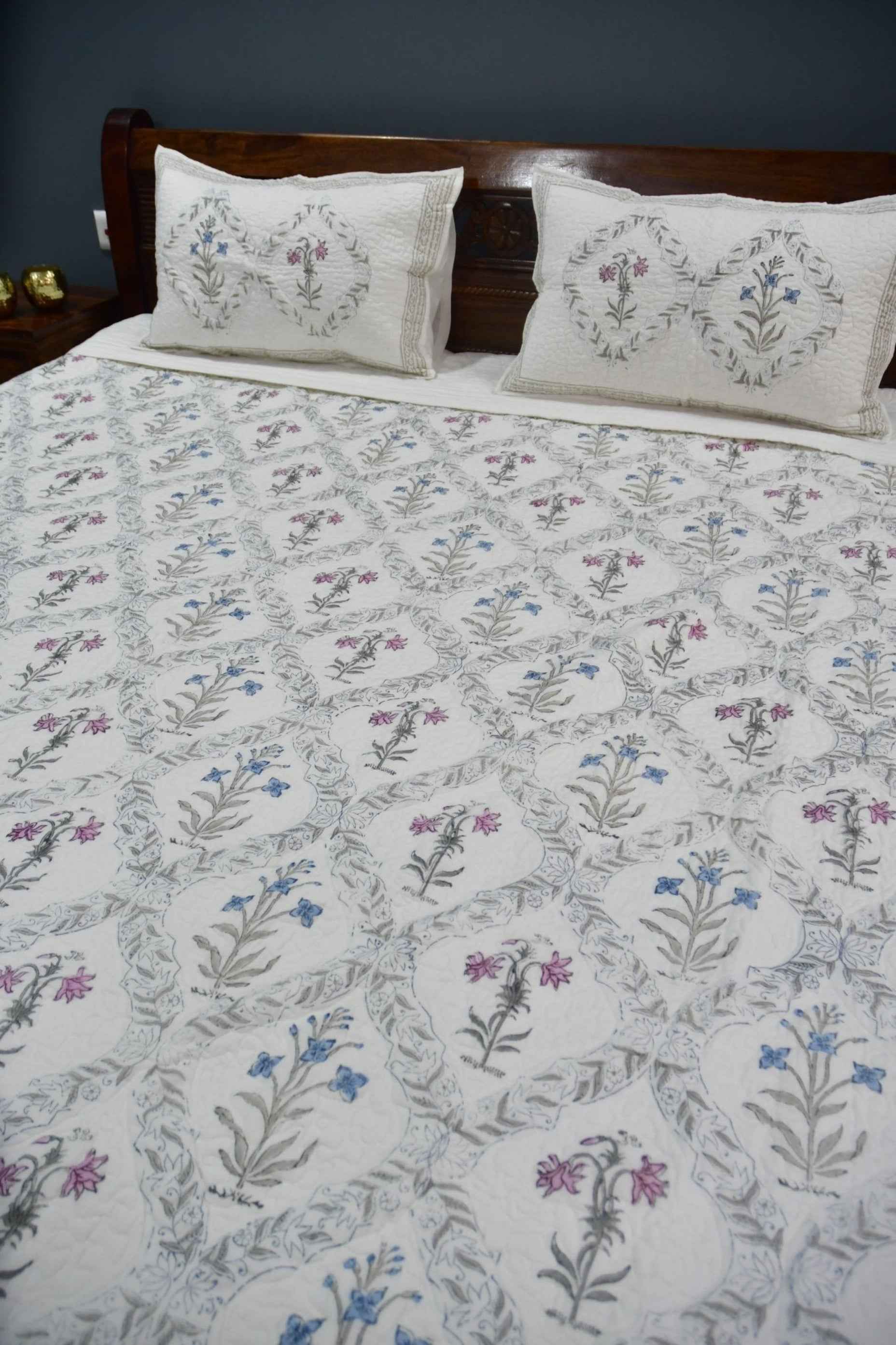 Classic Mughal Jaal Quilted Handblock Bedcover