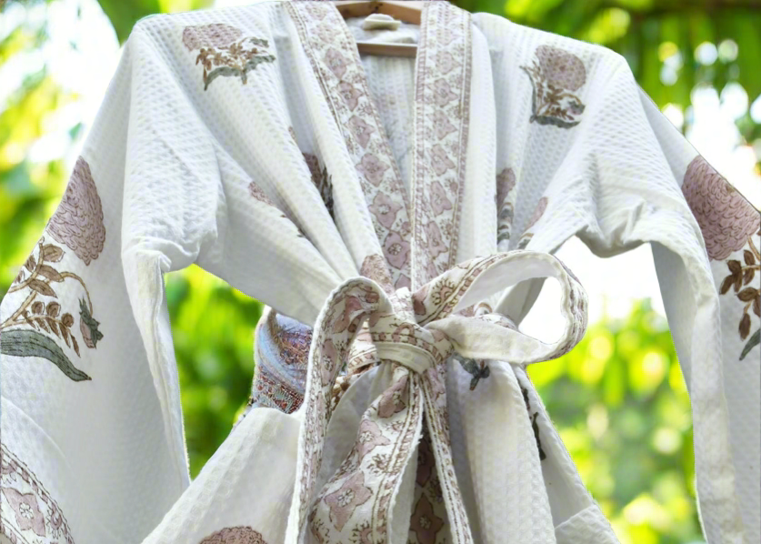 Gulabi Phool Waffle Cotton Bathrobe