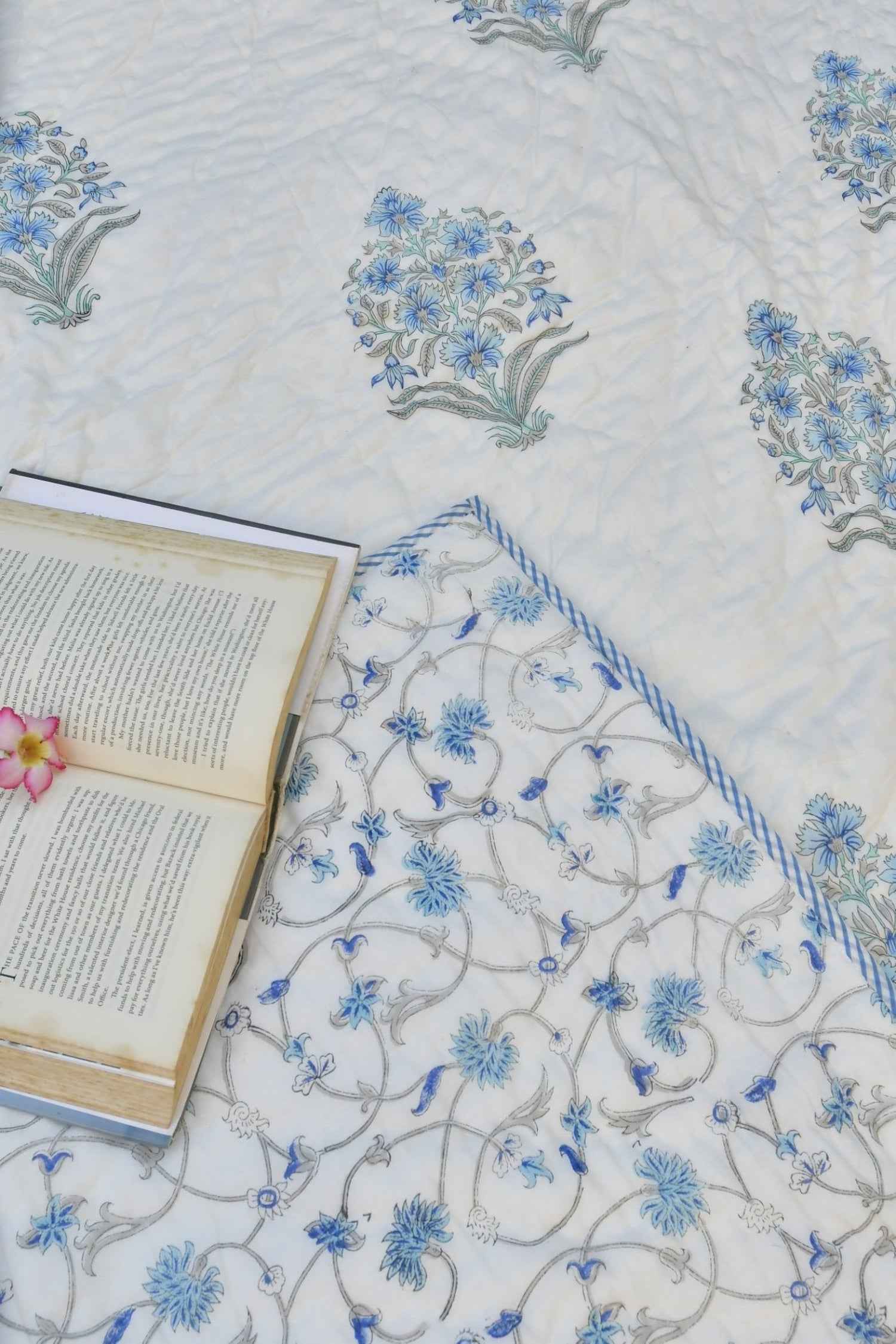 Aasmaani Buta Jaal Handblock Jaipuri Quilt