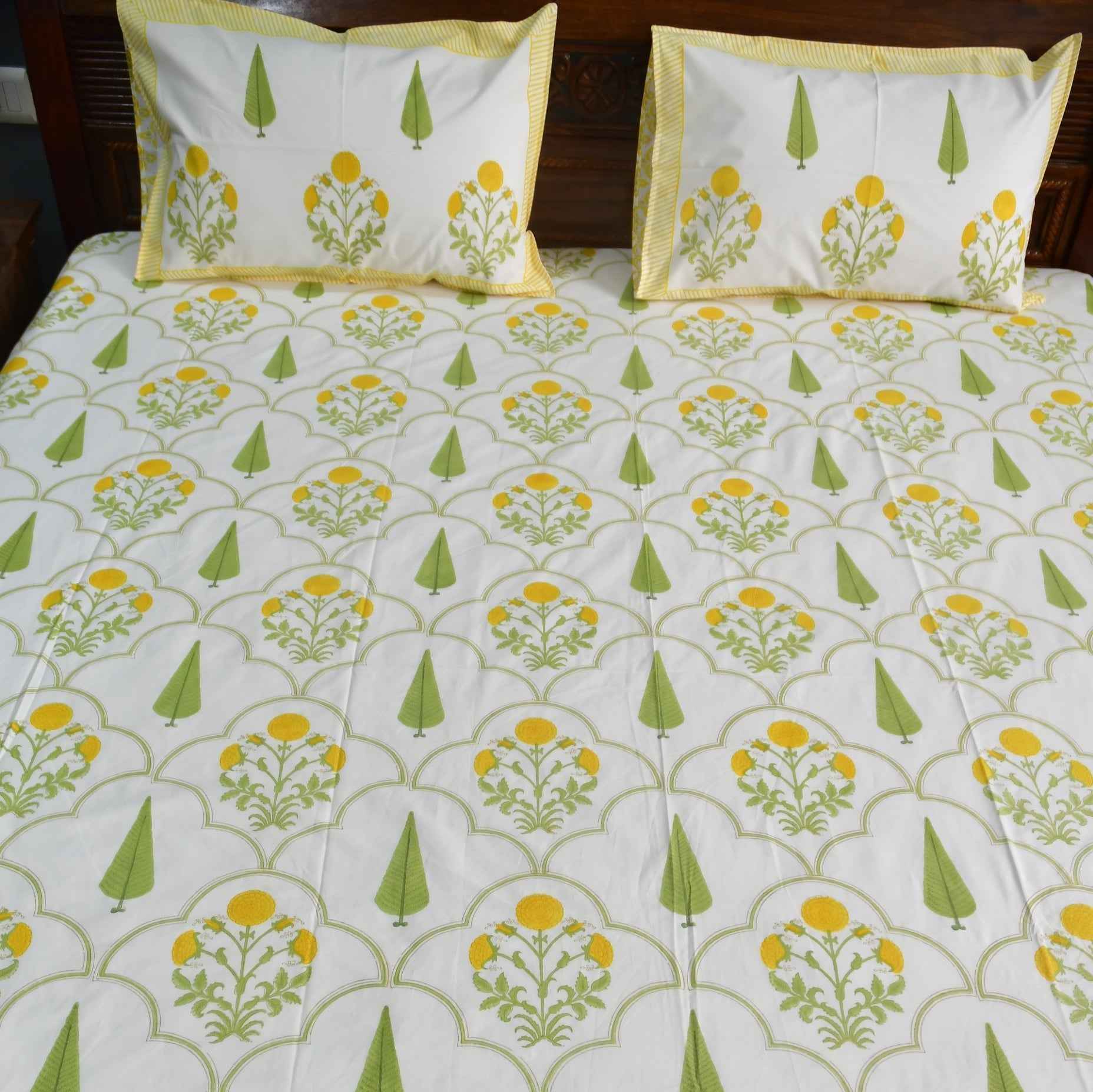 Yellow flower Jaal HandBlock Cotton Bedsheet