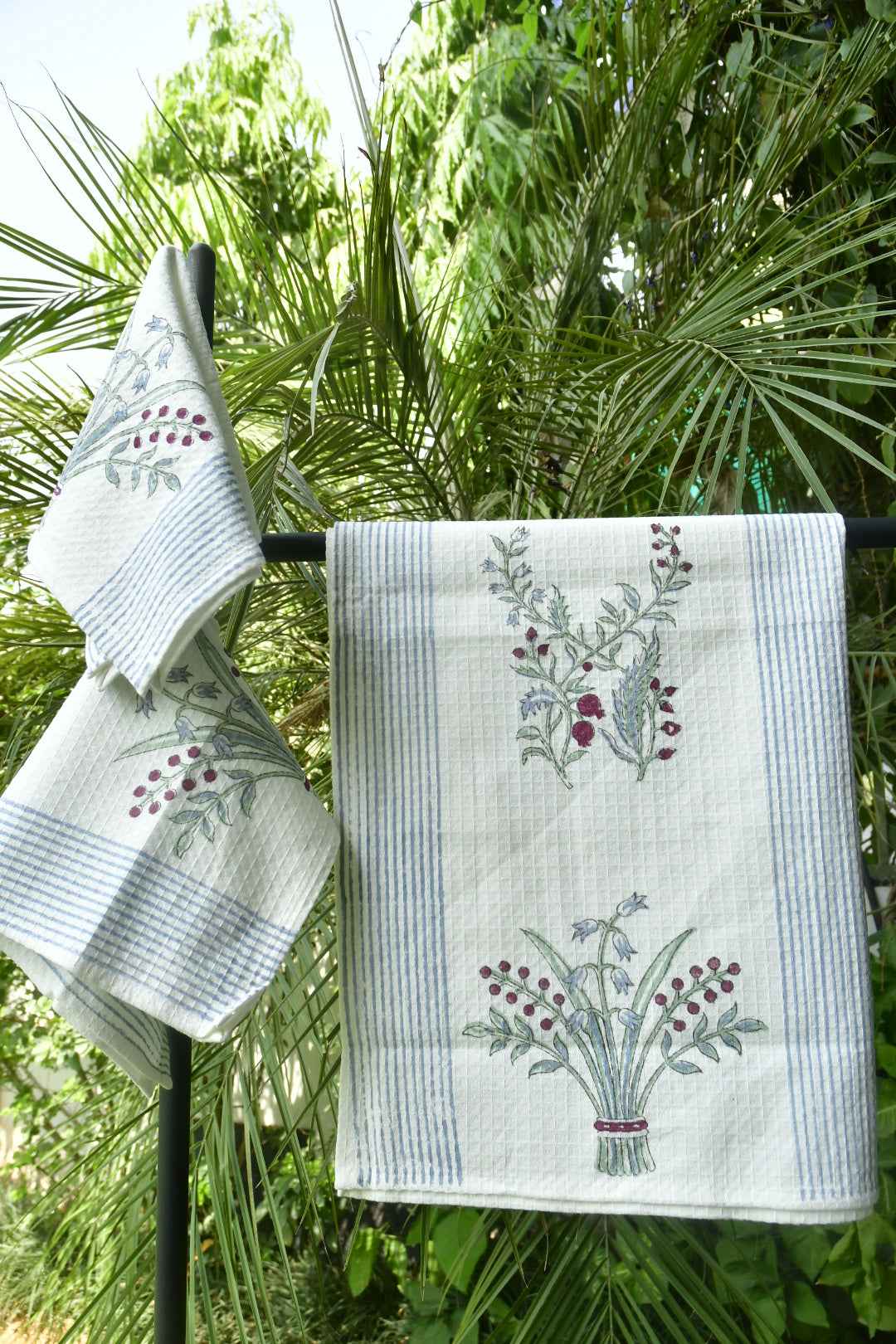 Anaar Pattern Bath & Hand Towel Set