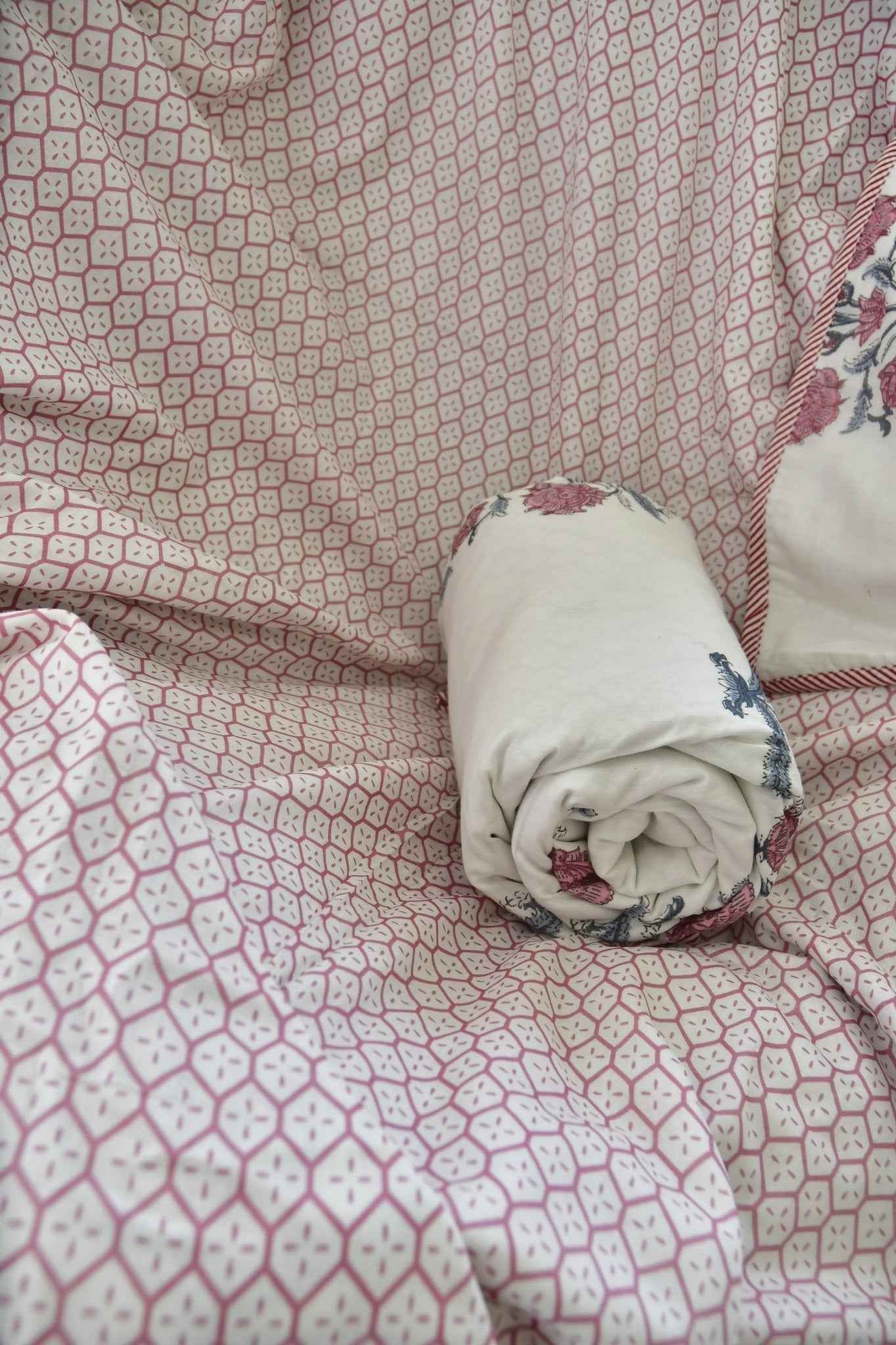 Burnt Pink Buta Print Reversible Cotton Dohar