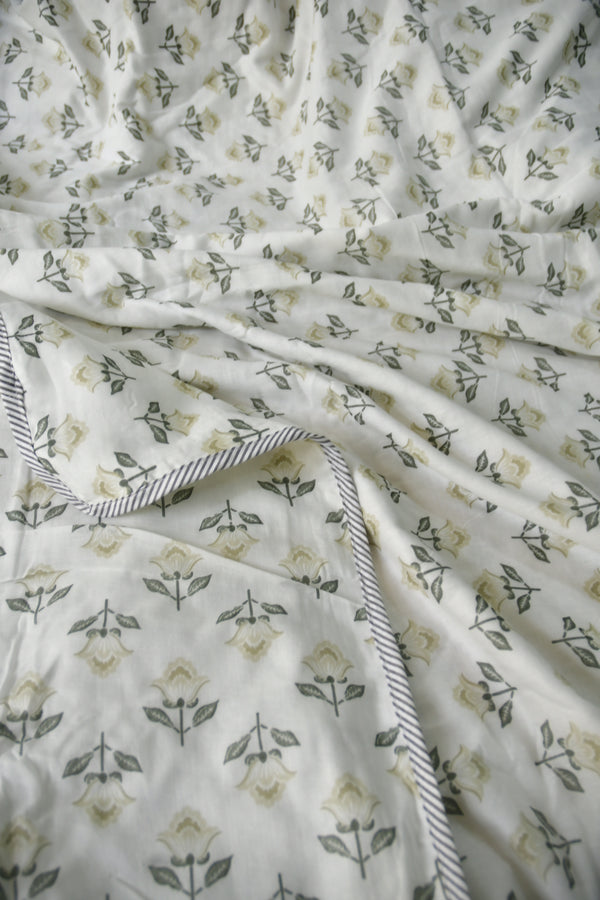 Pastel Yellow buta