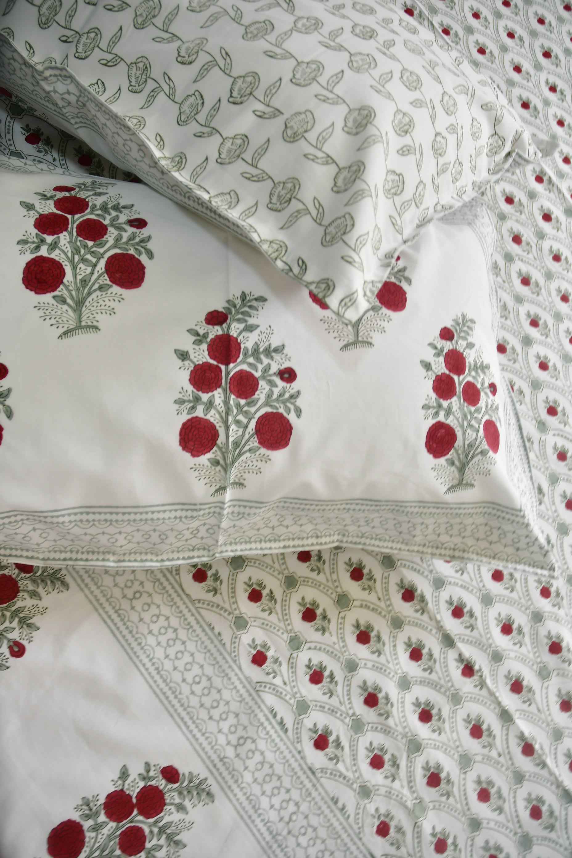 Red Flower Jaal Buta Premium Hand Block Bedsheet