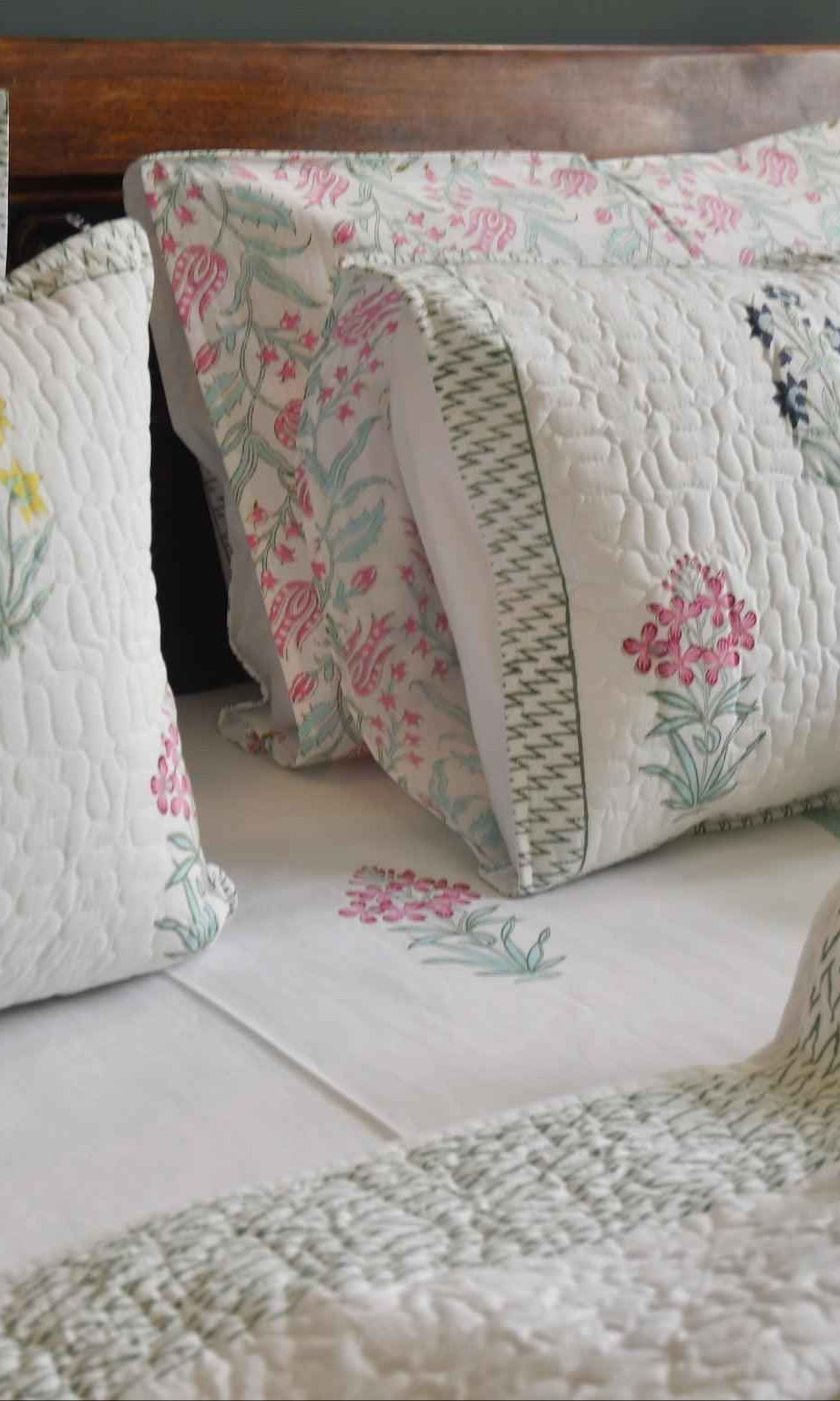 Classic Paanch Buta Cotton Bedding set : Handblock Marvel