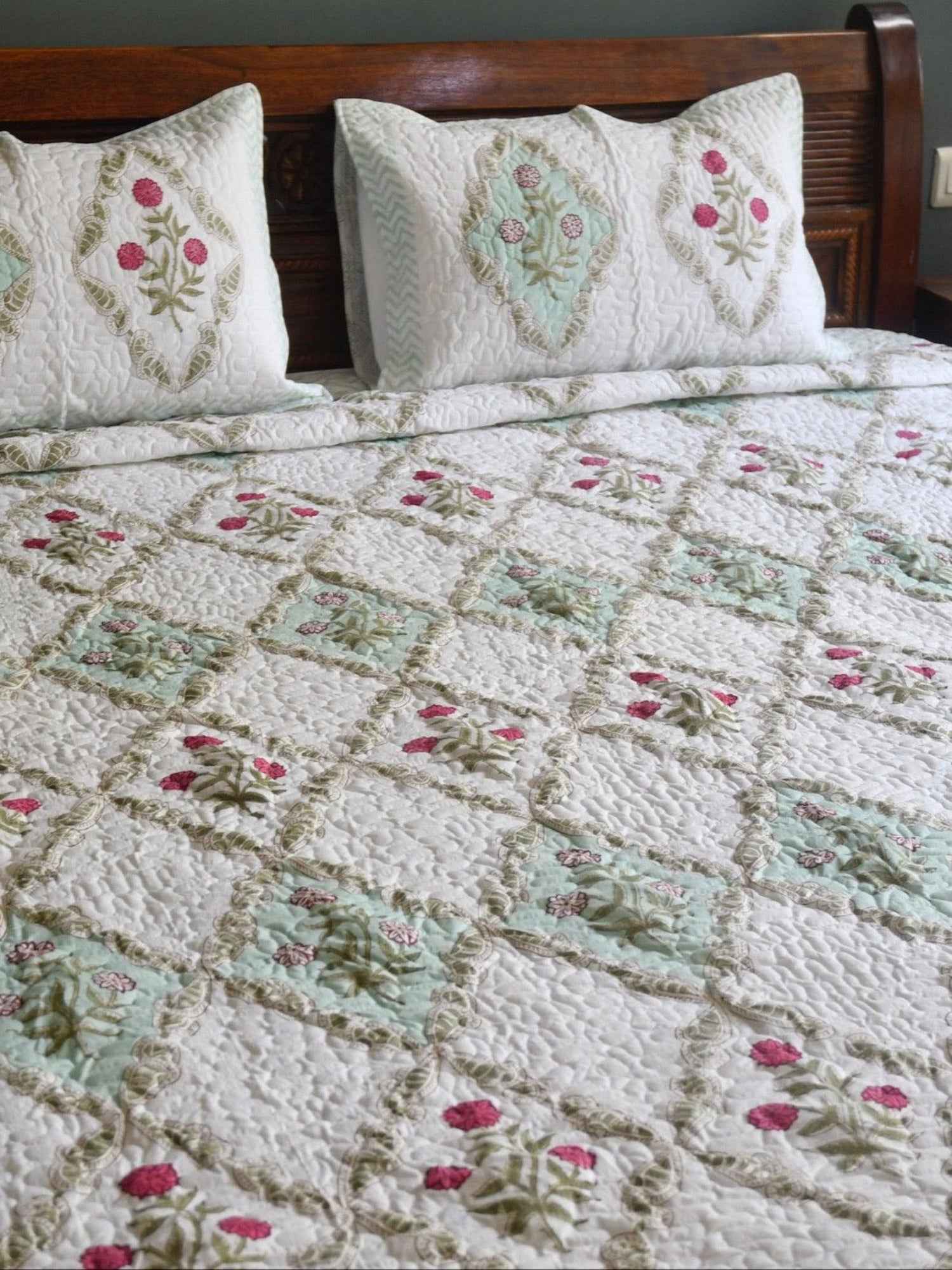 Sugandha Jaal Quilted Handblock Bedcover