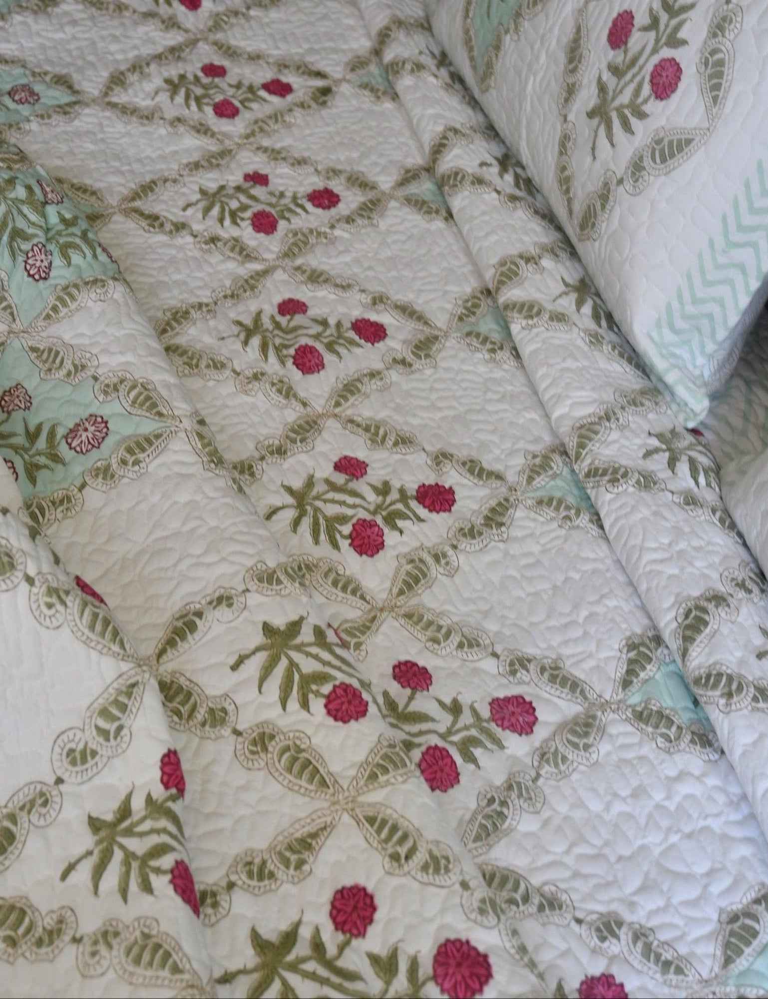 Sugandha Jaal Quilted Handblock Bedcover