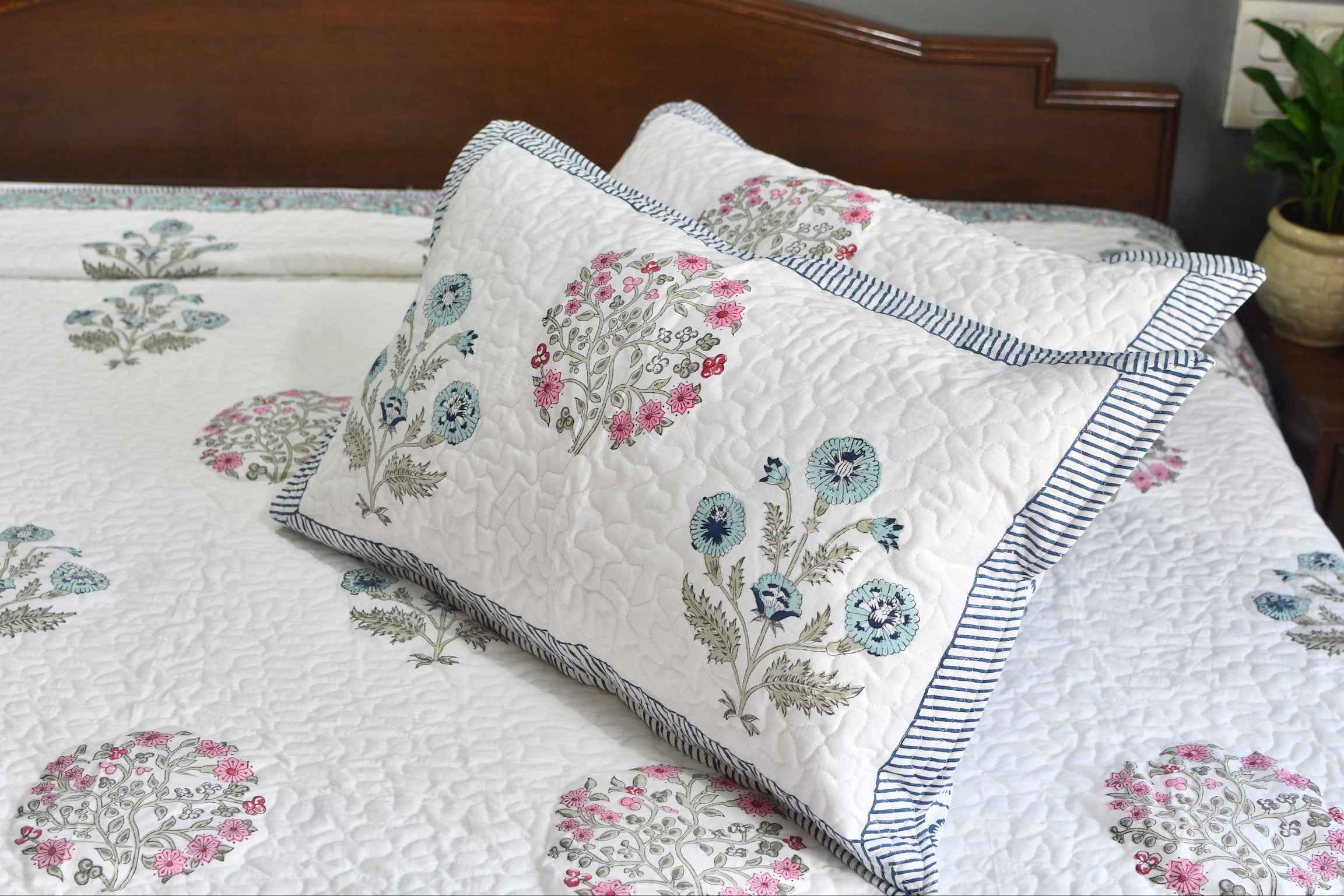 Utsav Quilted bedcover - Premium Luxury