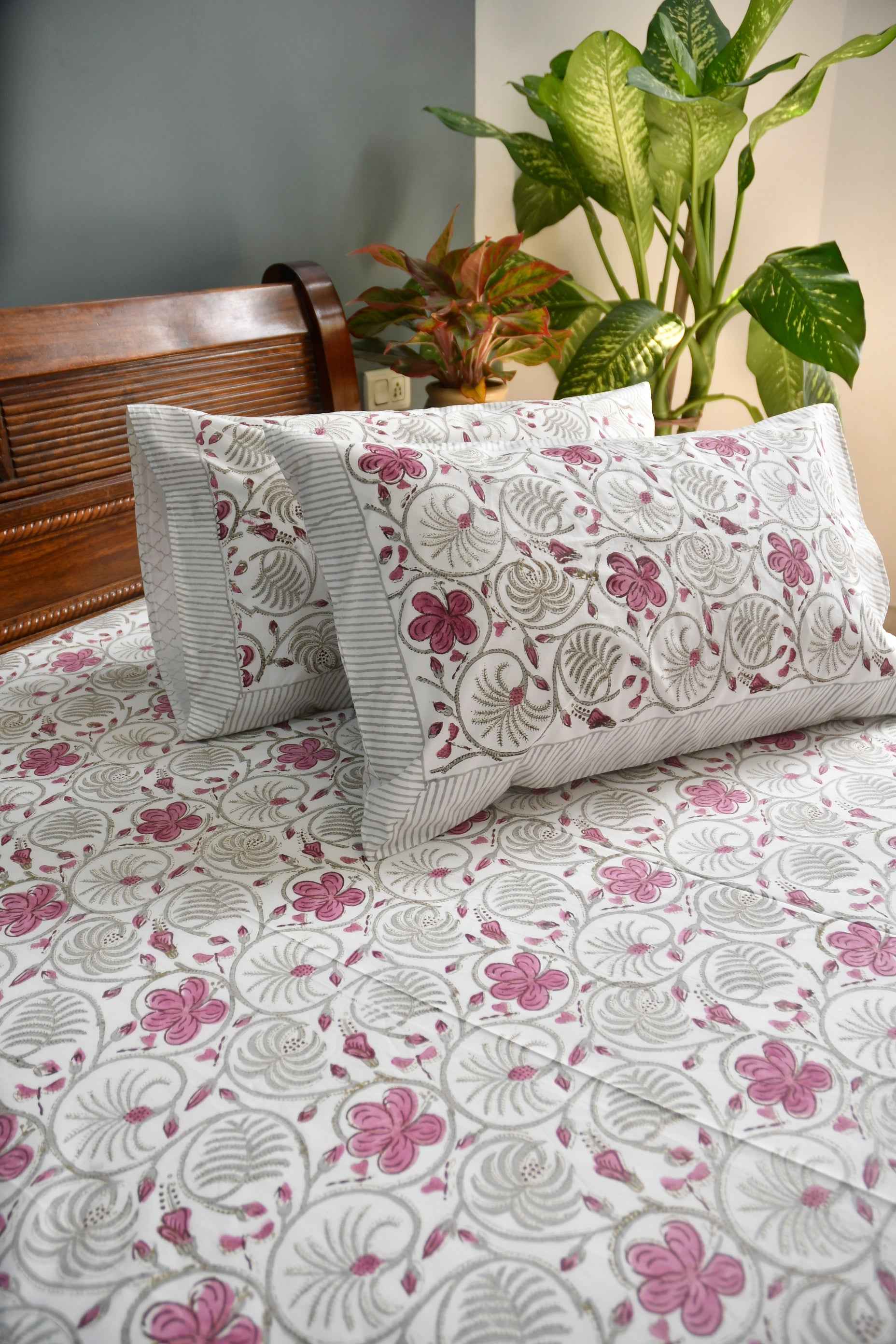 Hibiscus Bloom Bedsheet: Hand-Blocked Paradise
