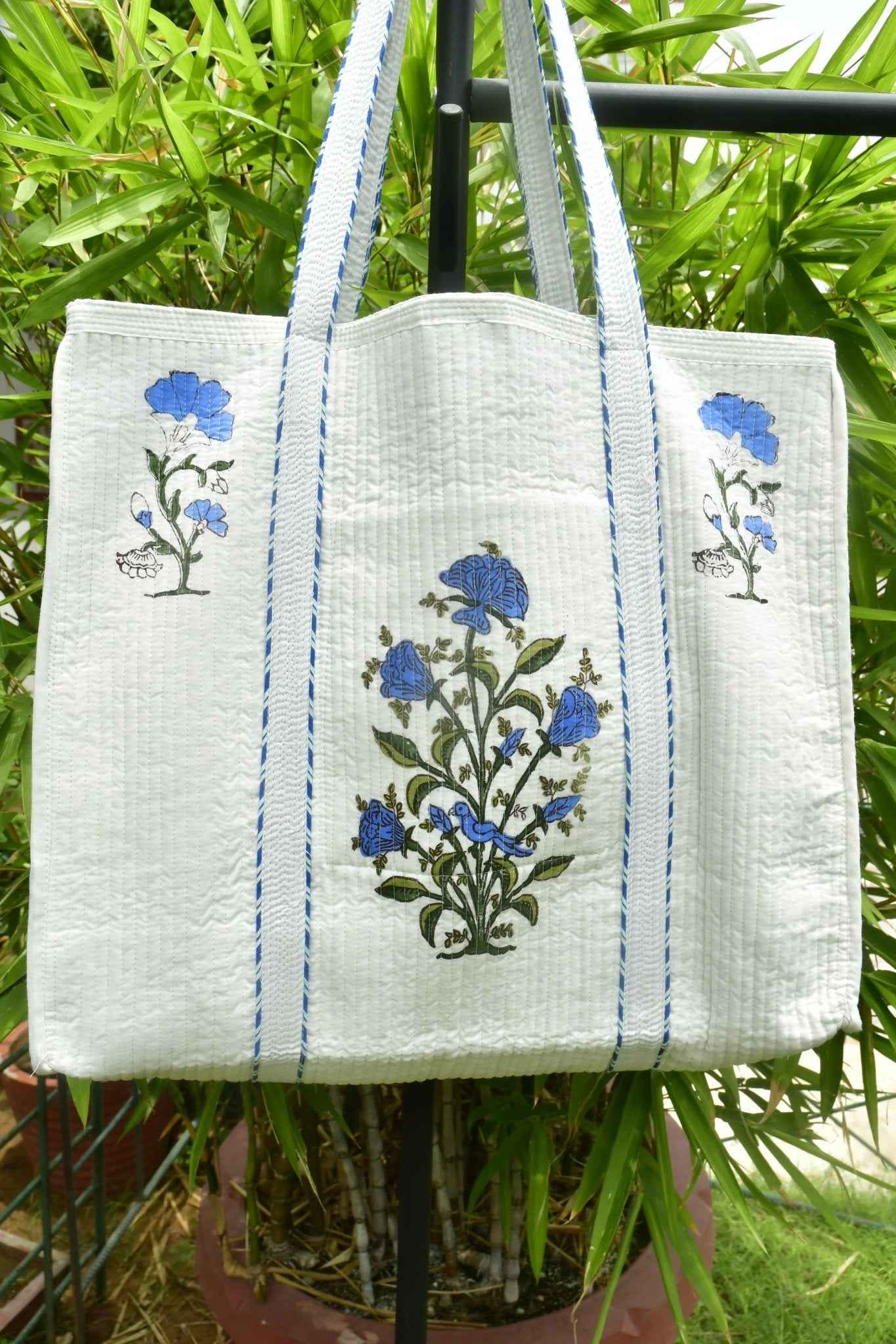 Blue Floral Bouquet Tote Bag : Spacious & trendy