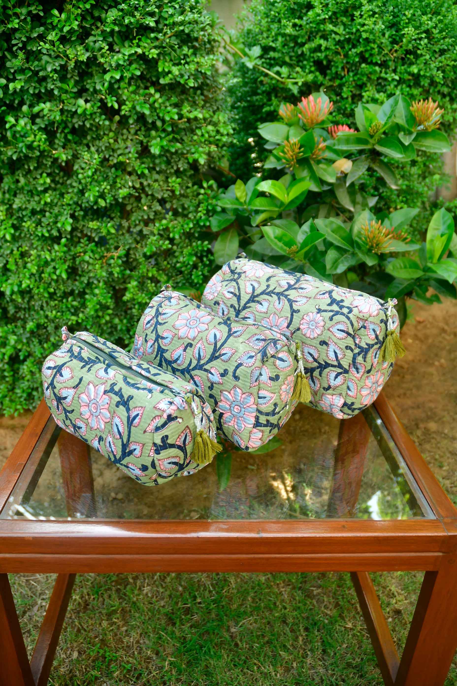 Green Utility Bag (set of 3) : Travel, cosmetic & more