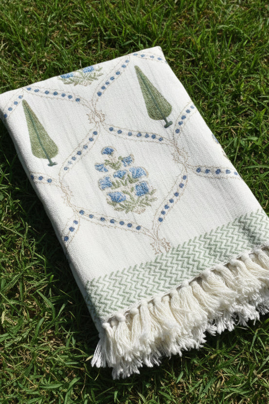 Green cypress leaf throw