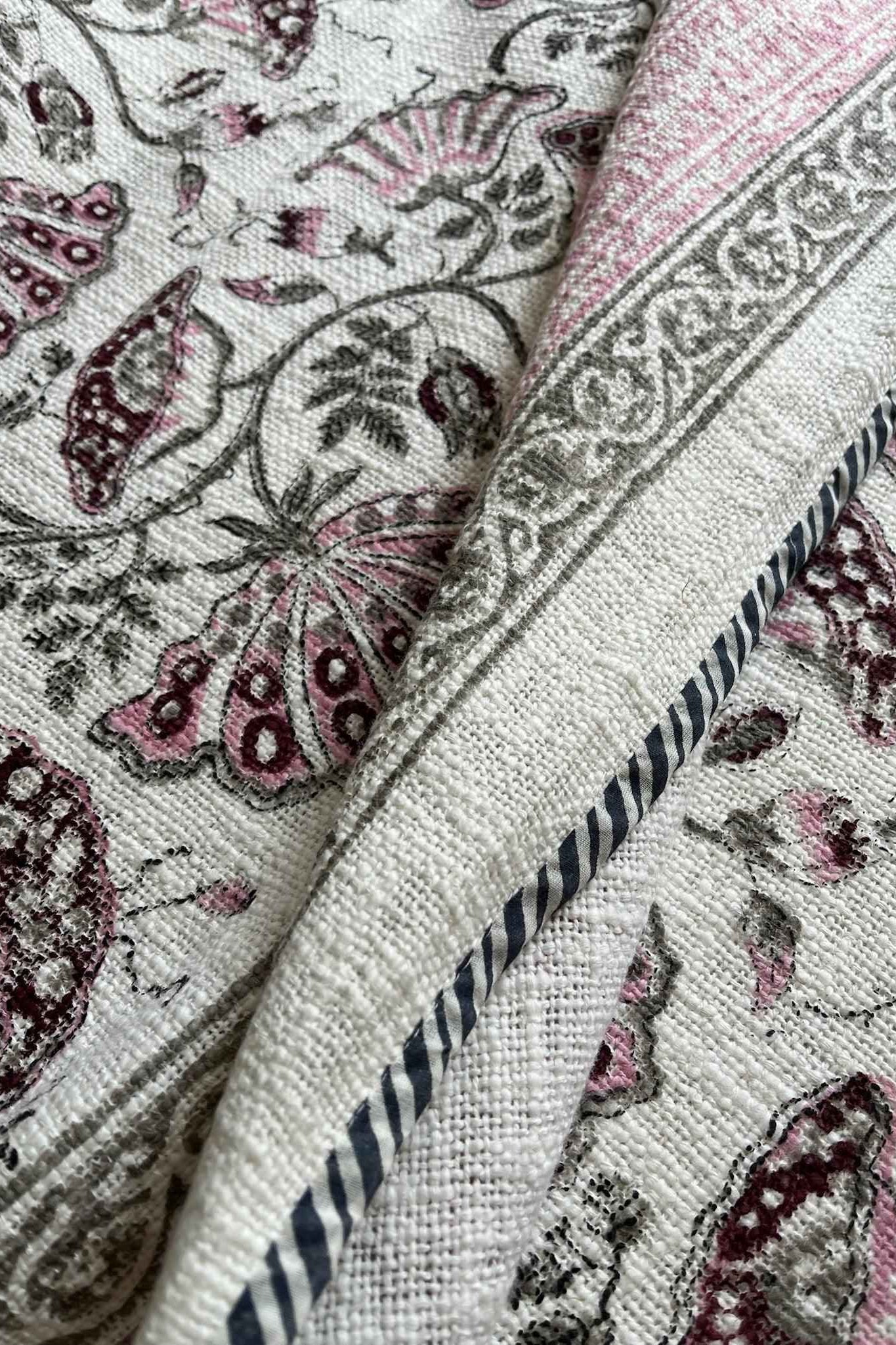 Gulmohar Baag Handloom Bedcover