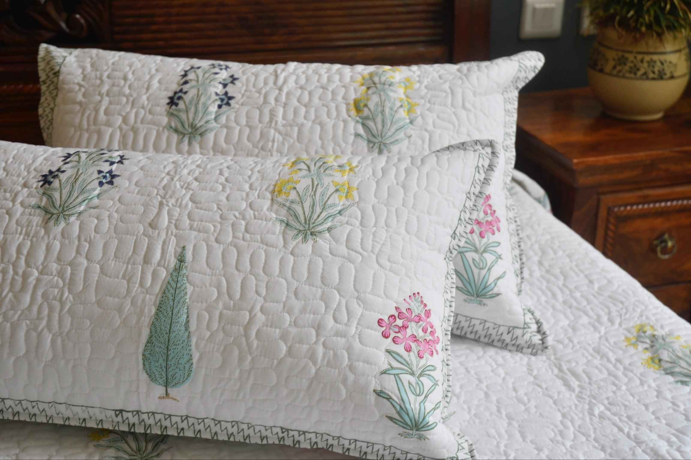 Classic Paanch Buta - Quilted Handblock Bedcover