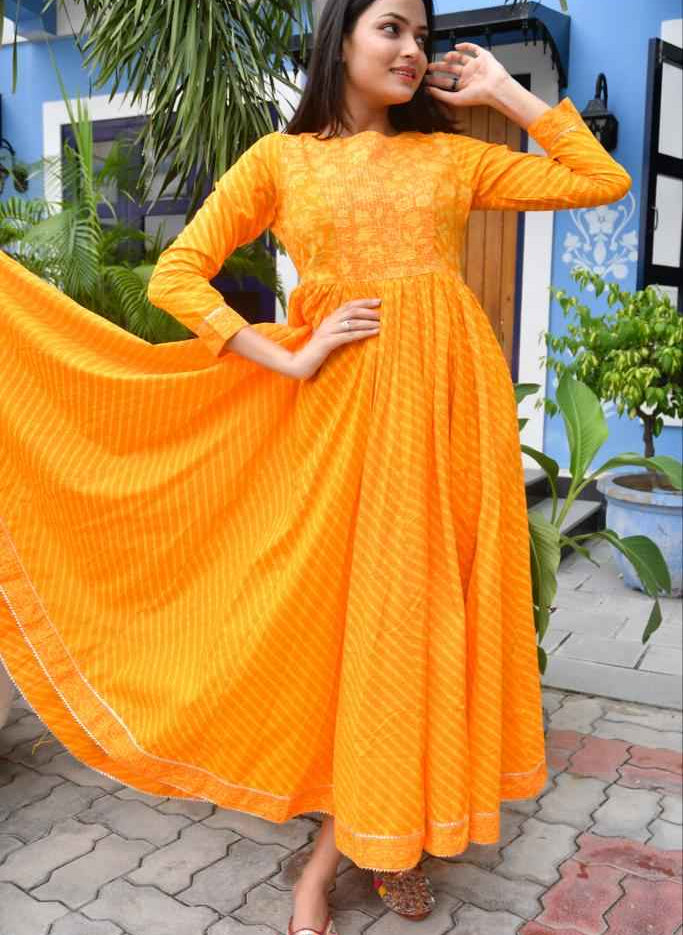 Yellow Lehariya Anarkali Kurta : Timeless Tradition