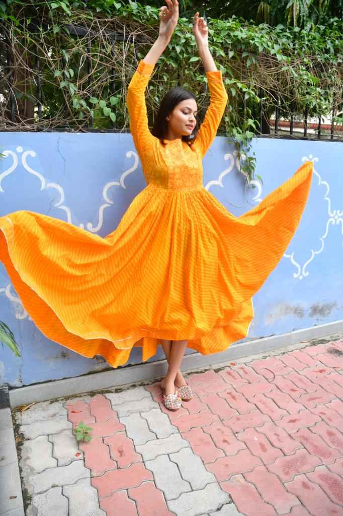 Yellow Lehariya Anarkali Kurta : Timeless Tradition