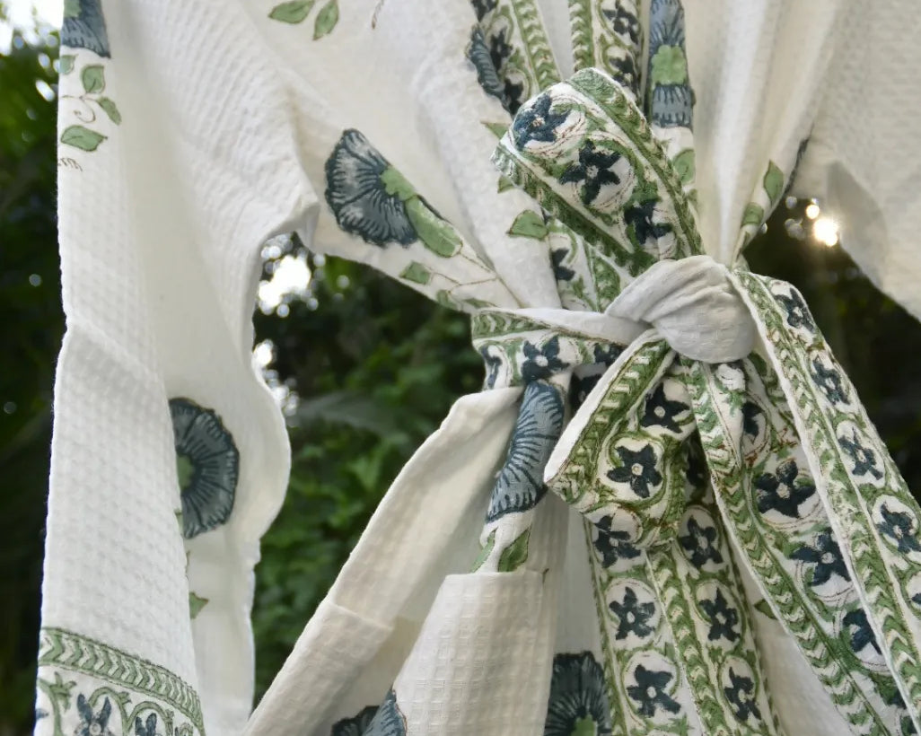 Block print bathrobe
