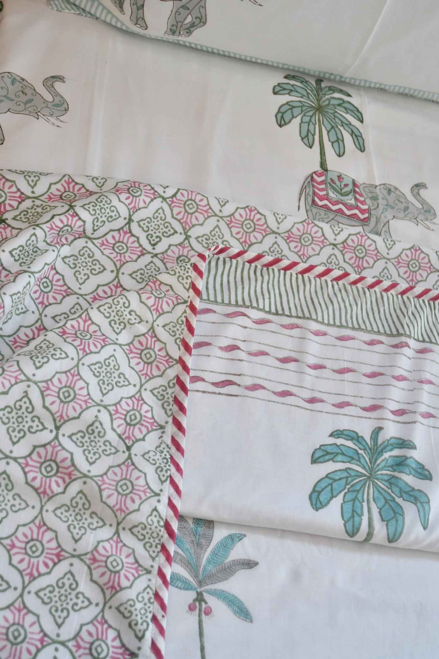 Royal Elephant Premium Dohar | Hand-Blocked