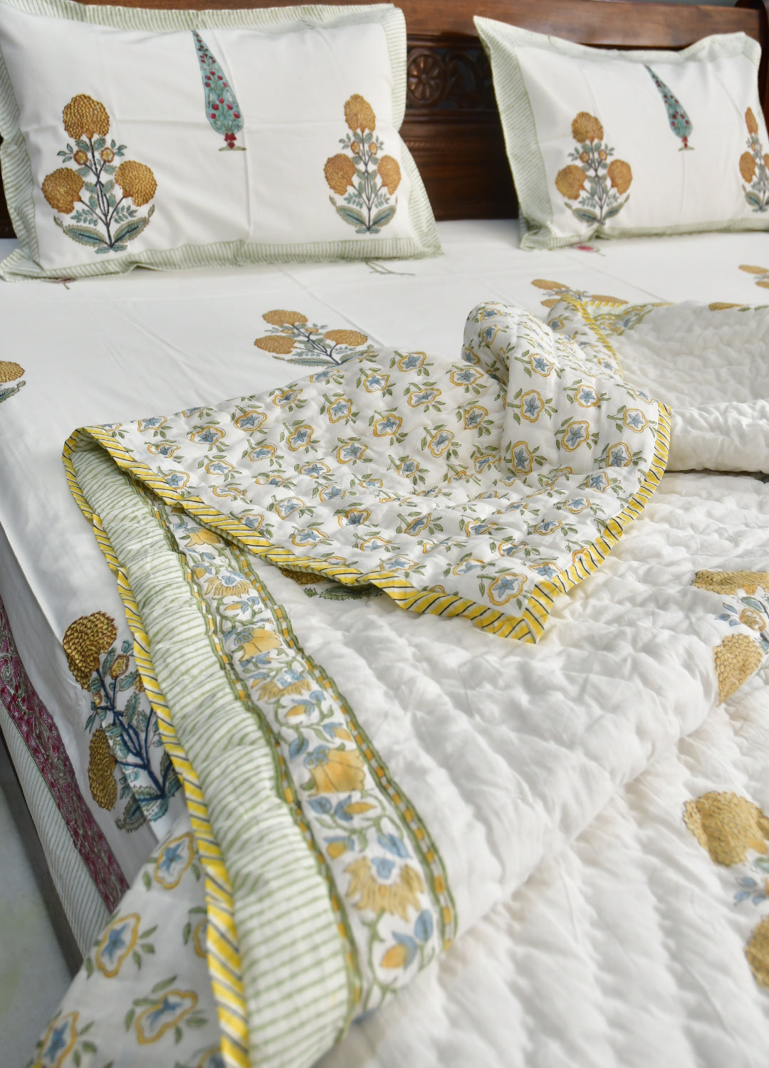 Quilts & Dohars - Fabamber Pvt. Ltd