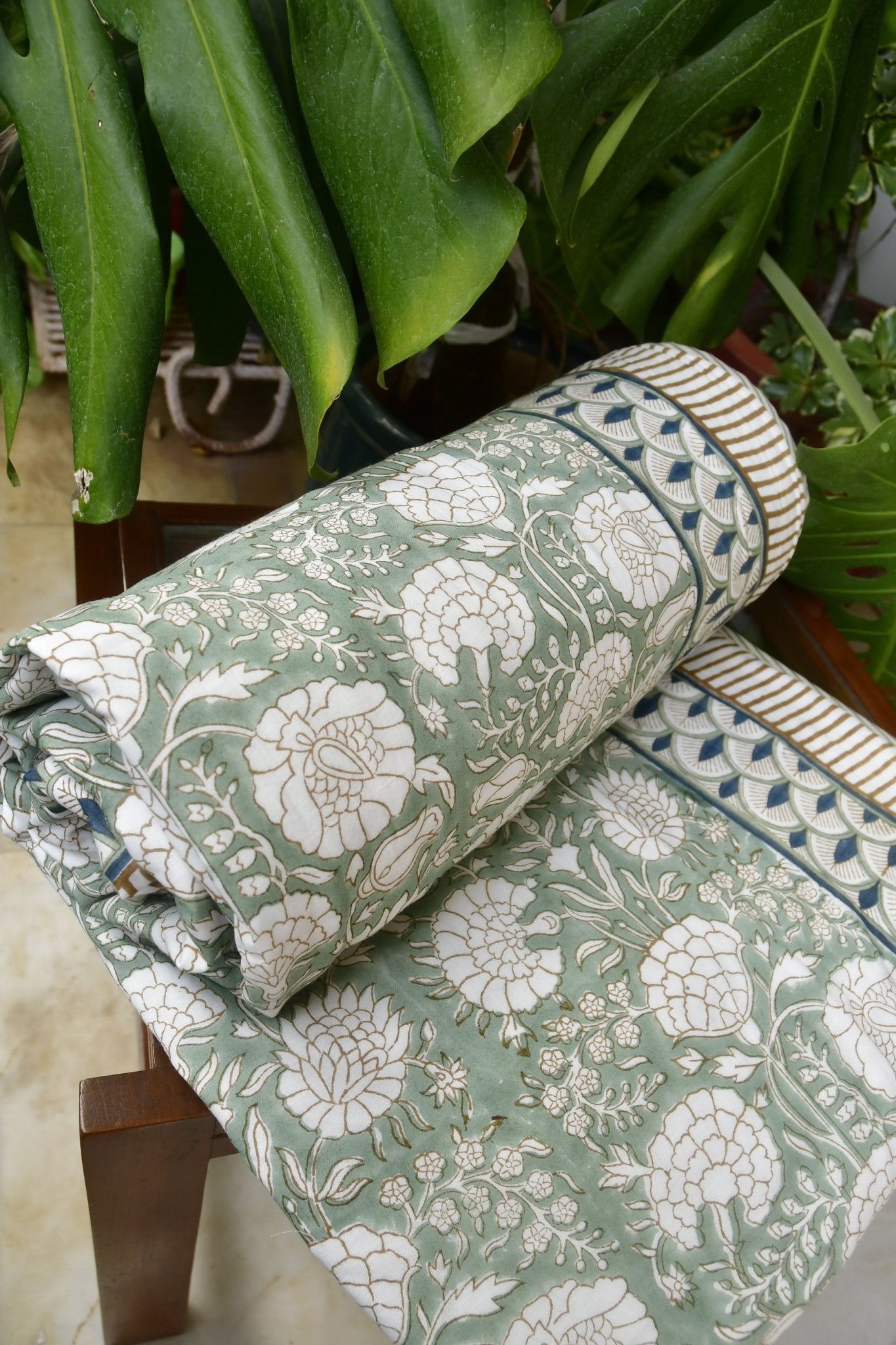 Jaipuri Dohar Handcrafted Premium Bedding - Fabamber Pvt. Ltd