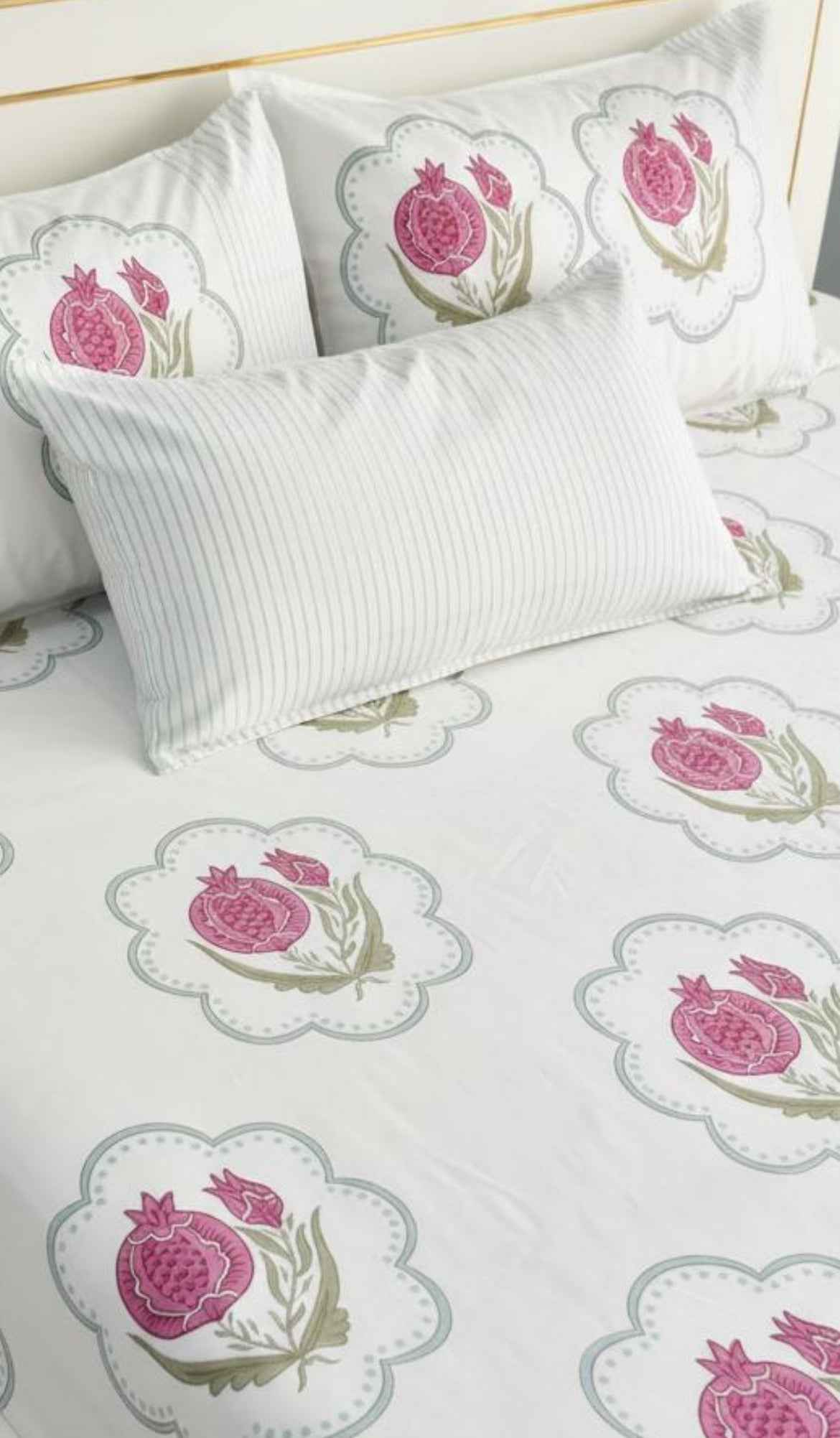 Pink Pomegranate Cotton Handblock Bedsheet