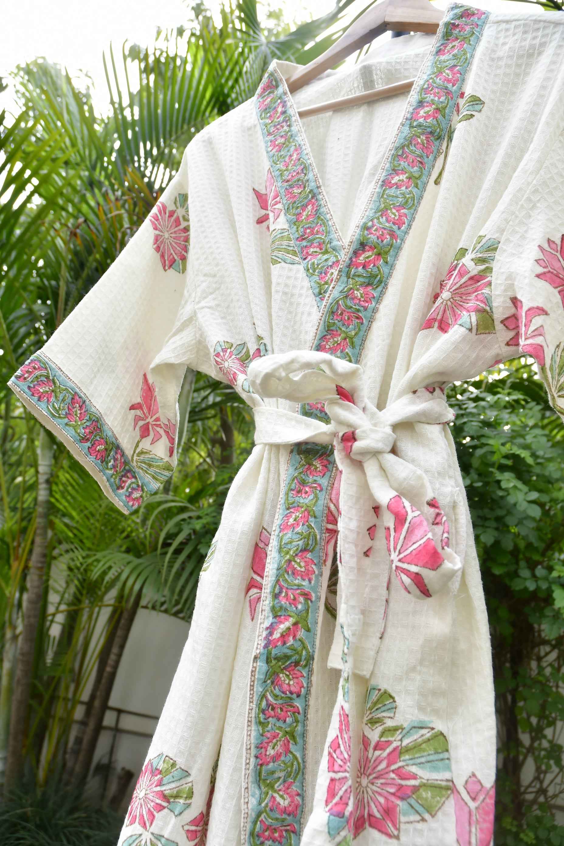 Cotton Bathrobe : Pink Lotus waffle robe