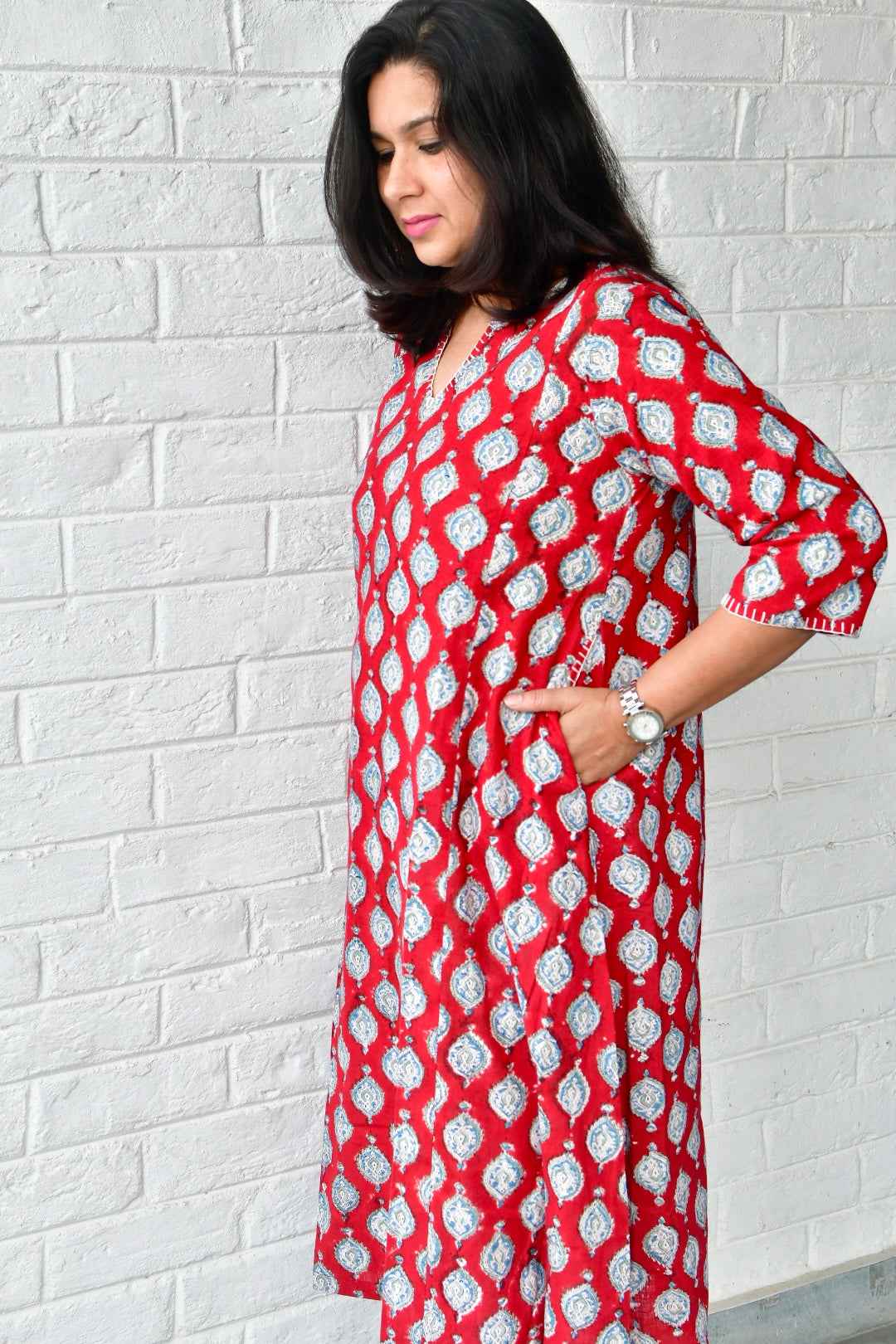 Pretty Red Phiran Kurta : Lightweight, breathable