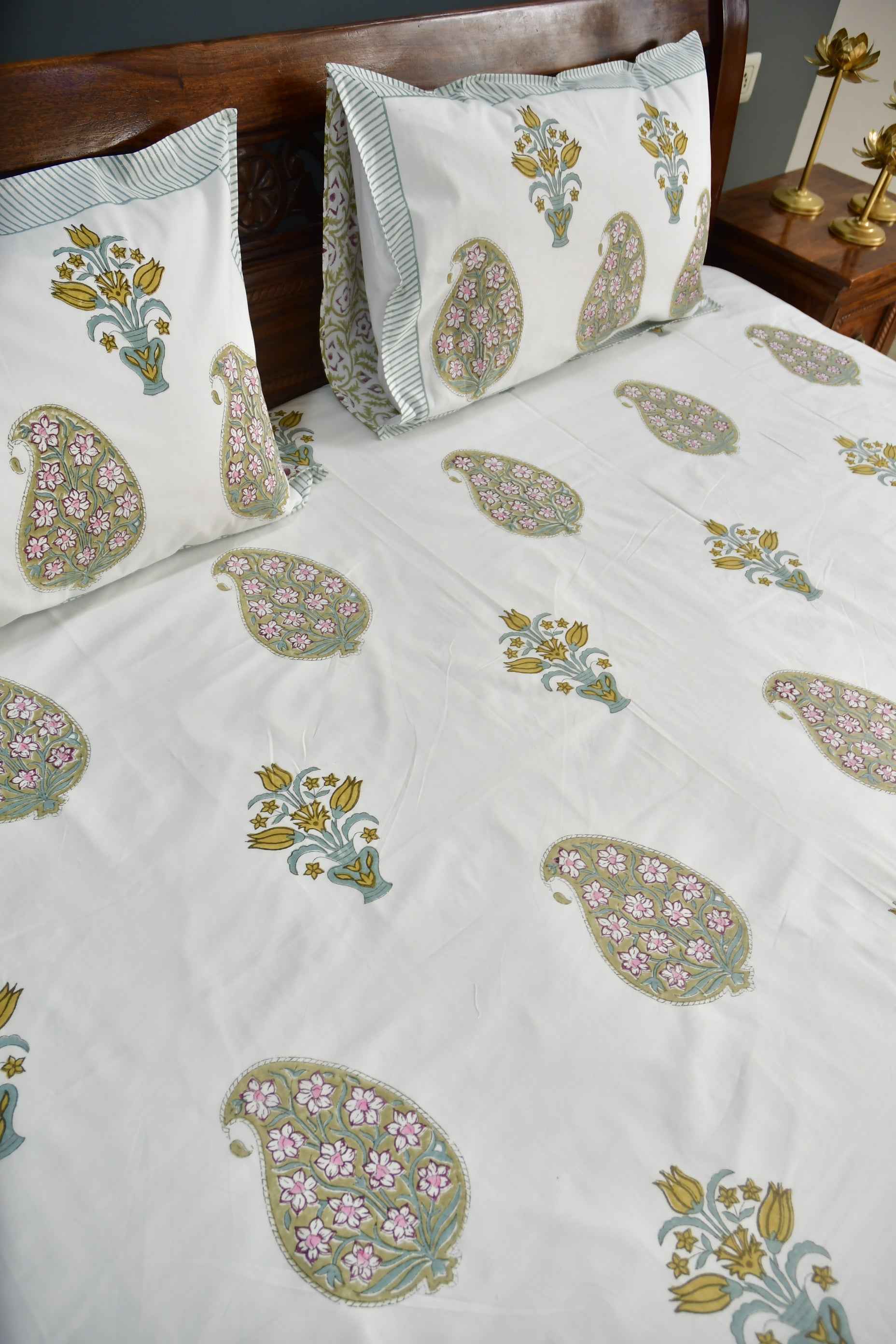 Royal Paisley Bedsheet | Hand-Blocked Design