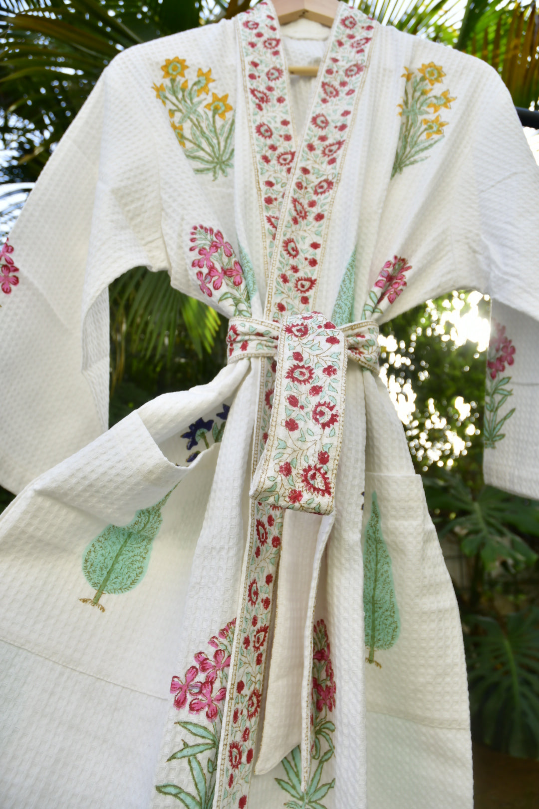 Paanch buta cotton bathrobe