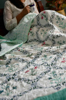 Sea Green Floral Jaal Quilt : Timeless Elegance