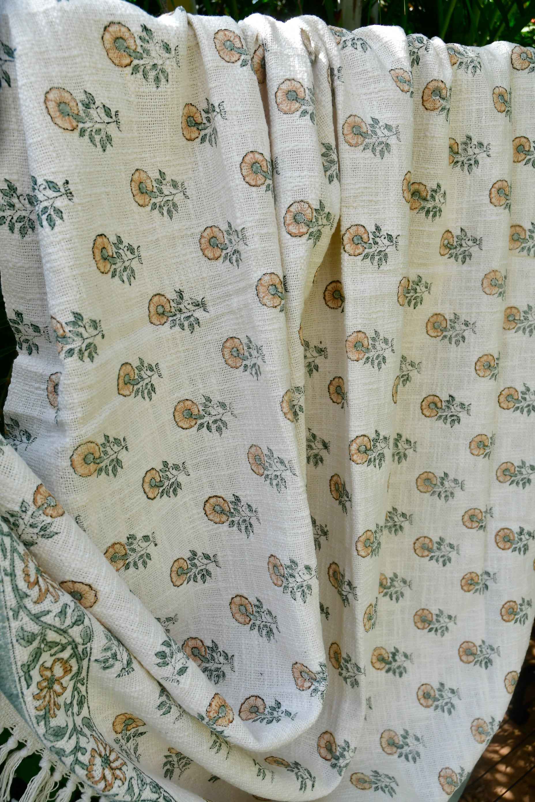 Flower of hope  handcrafted / handblocked Throw