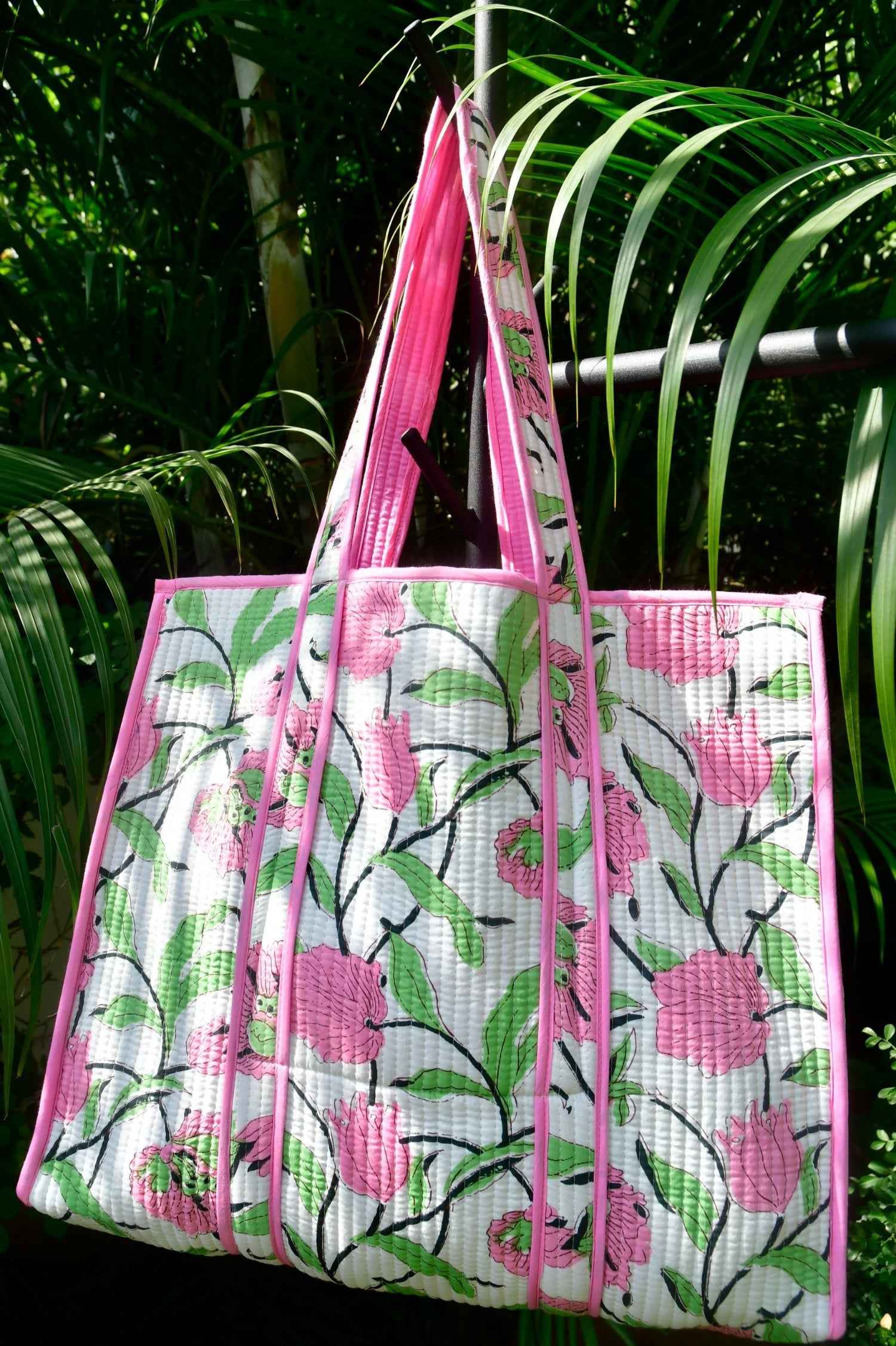 White Pink Tote Bag : Chic, Stylish, Spacious