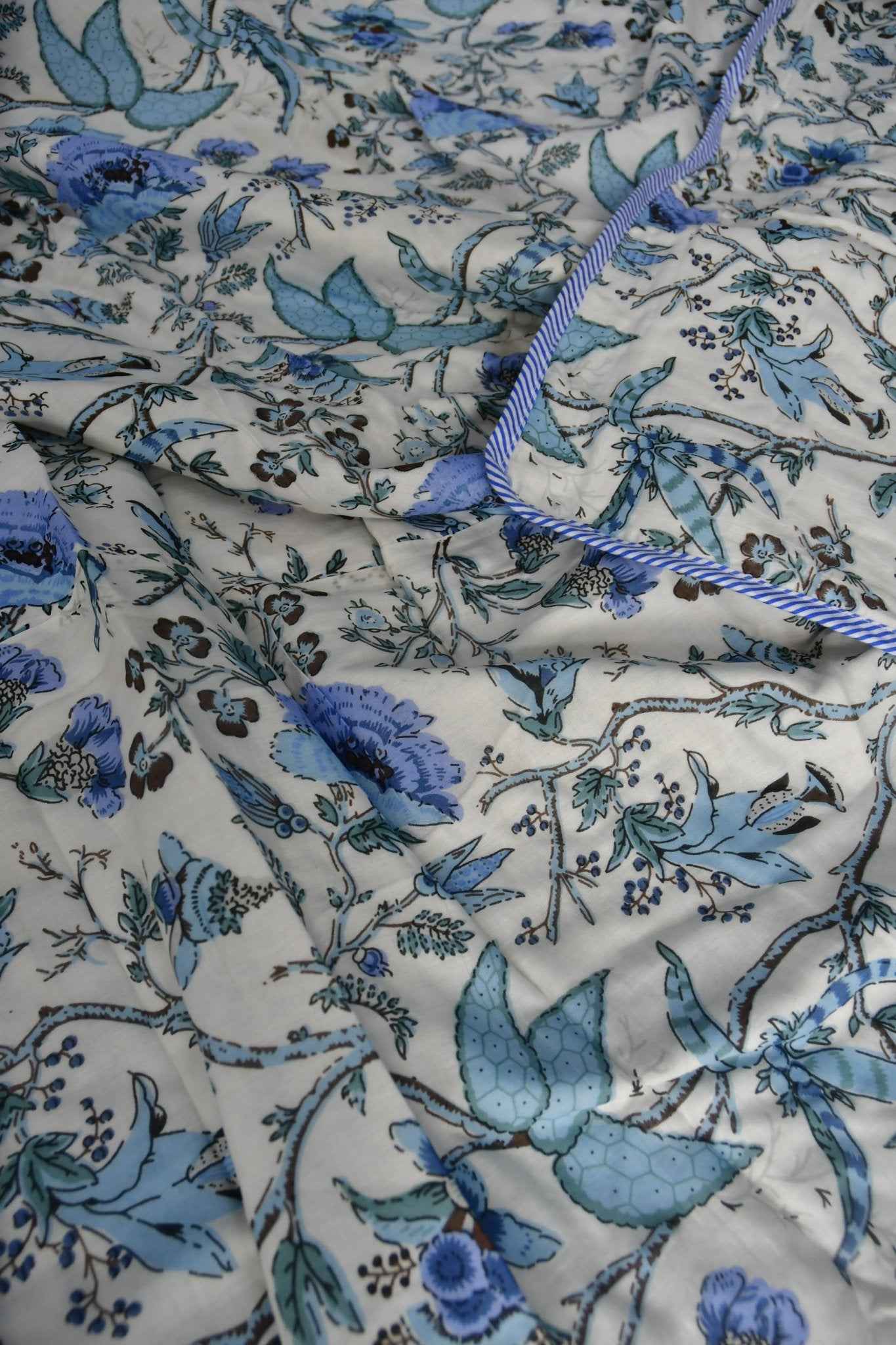 Blue Floral Jaal Mul Mul Cotton Reversible Dohar