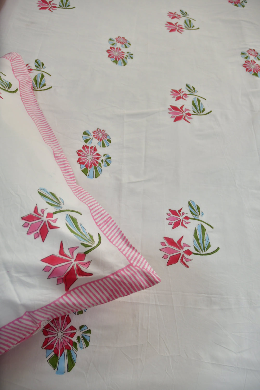 Pink Lotus Bedsheet 