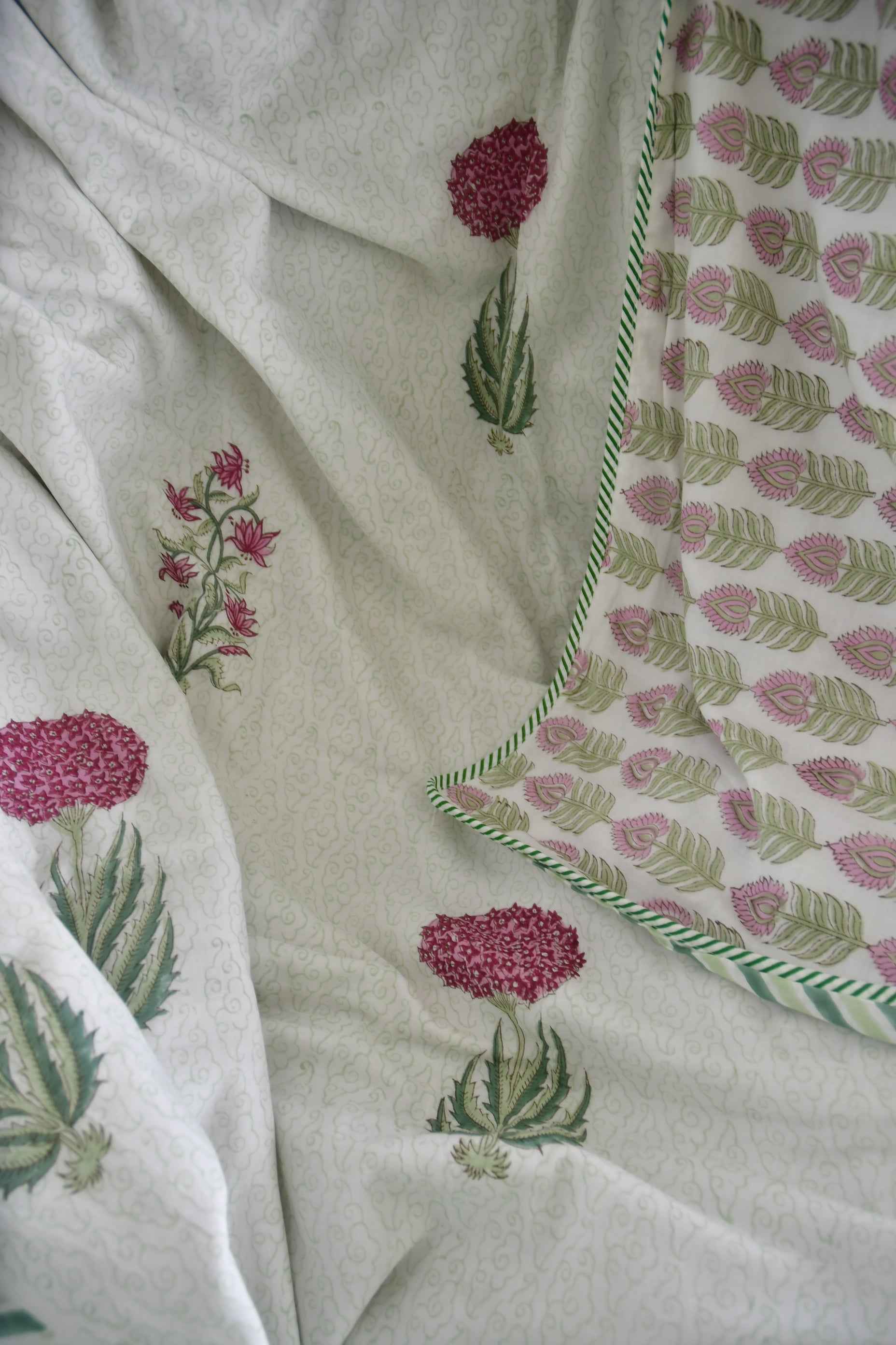 Premium Serene Pink Green Dohar : Indulge in Tranquility