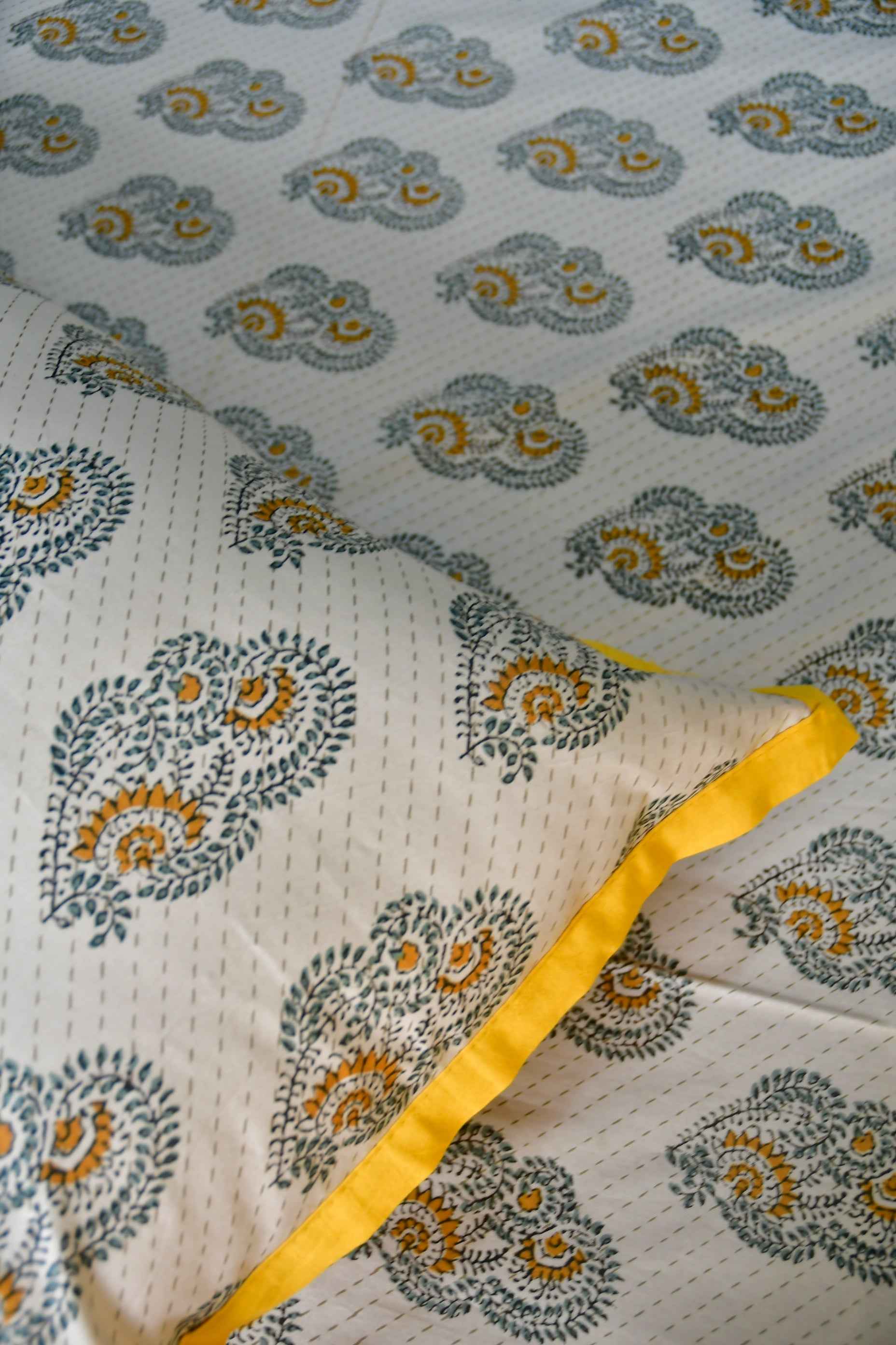 Exclusive Super King Cotton Bedsheet ( In 3 colours)