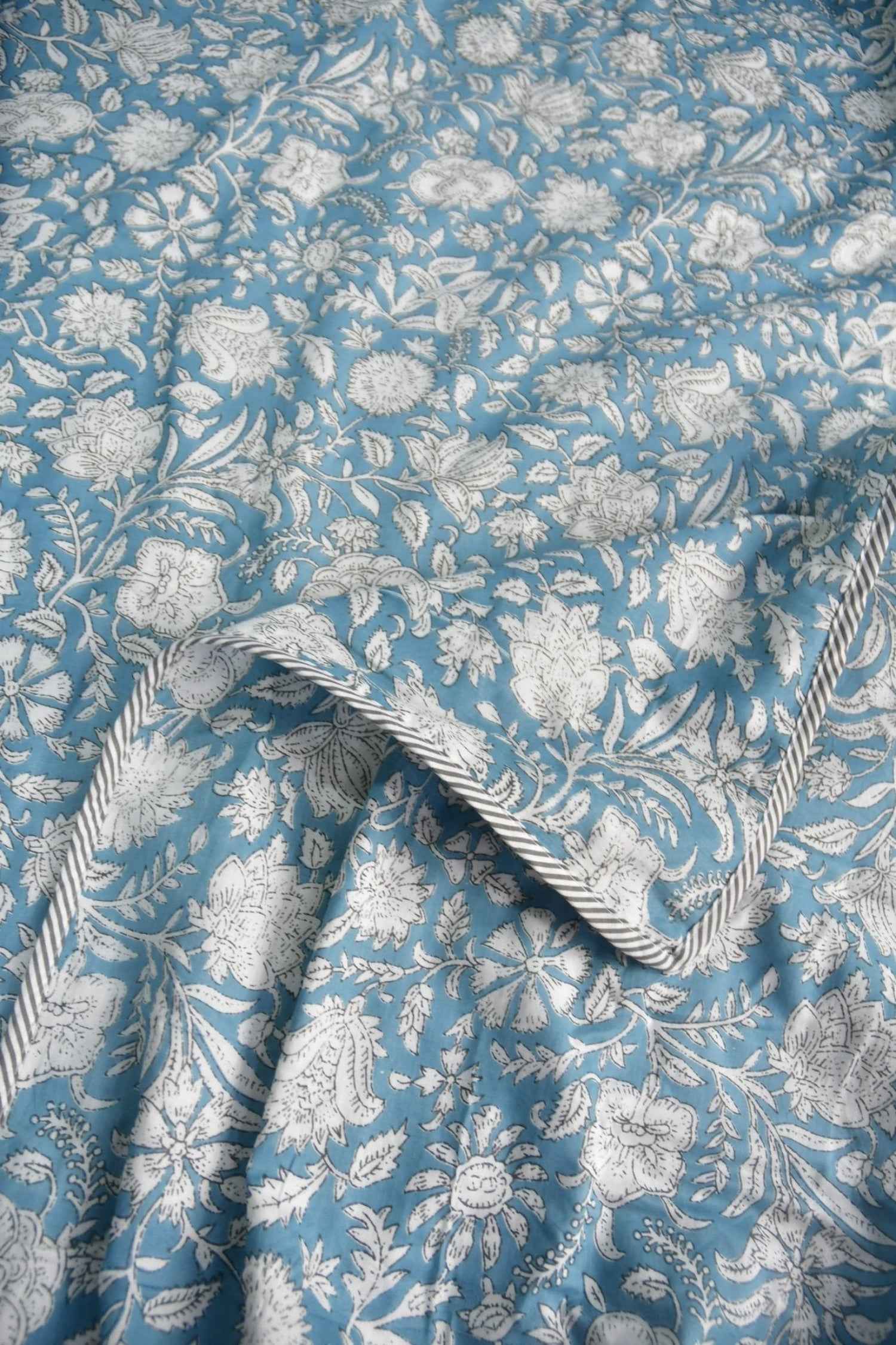 Bluish Cyan floral Print Reversible Dohar