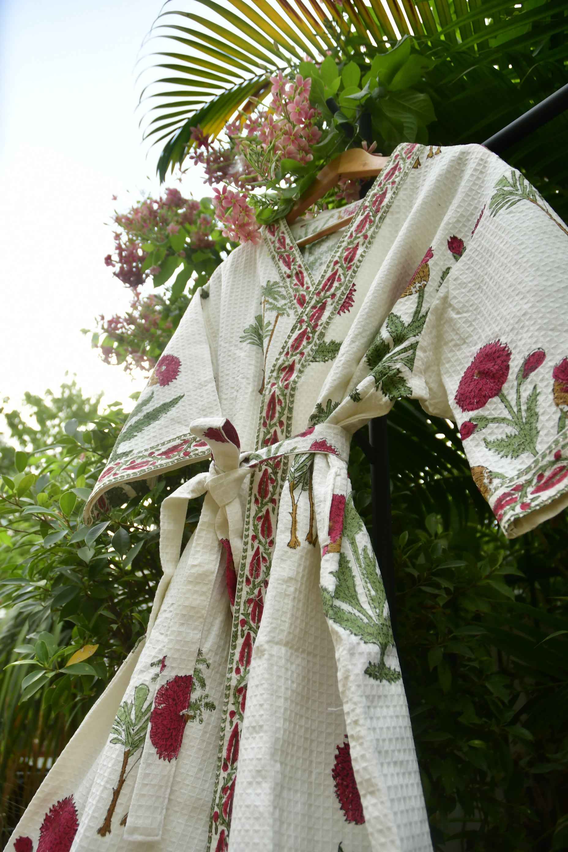 Poppy Love Waffle Robe: Embrace Floral Luxury After the Bath (India)