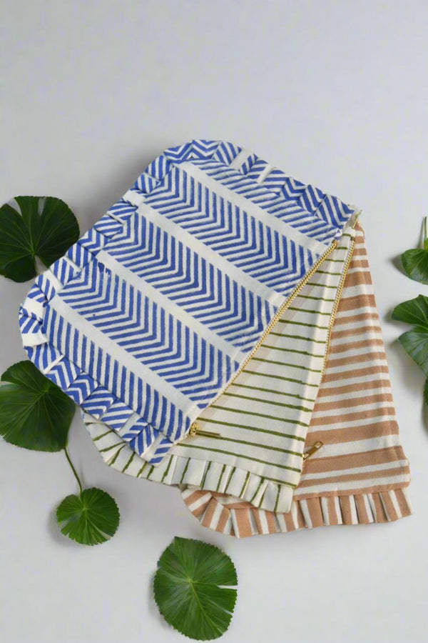 Frilled pouches