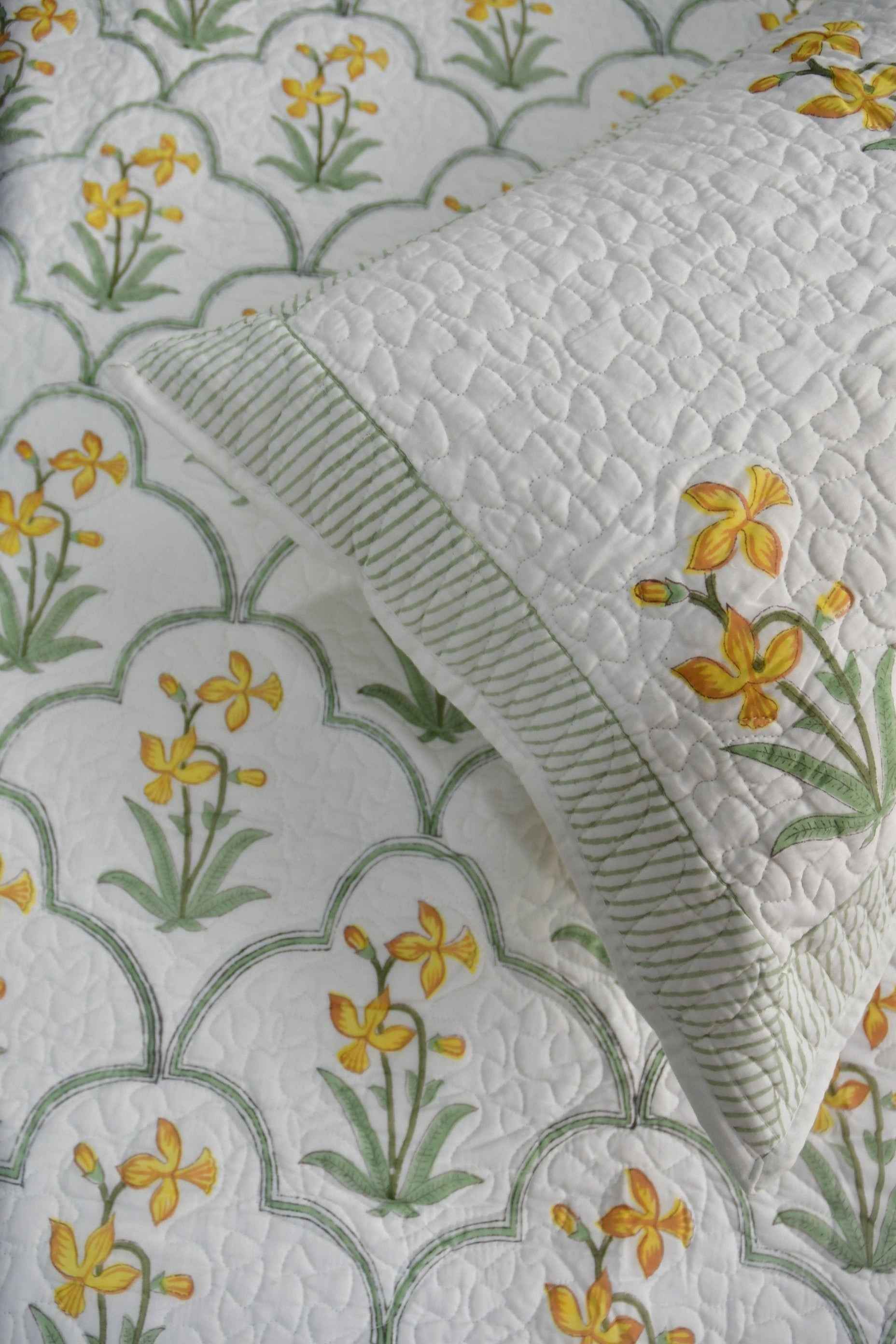 Yellow Jaal Handblock Bedcover : Timeless Design