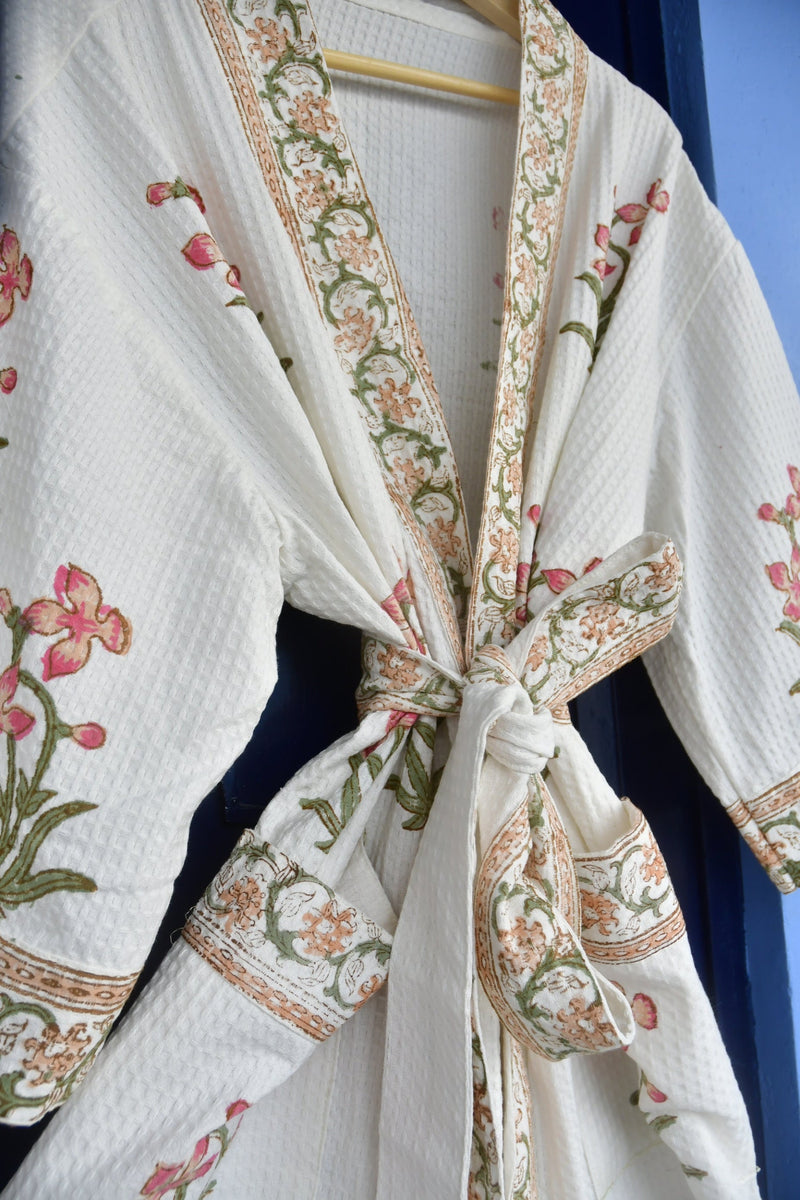Soft feel bathrobe