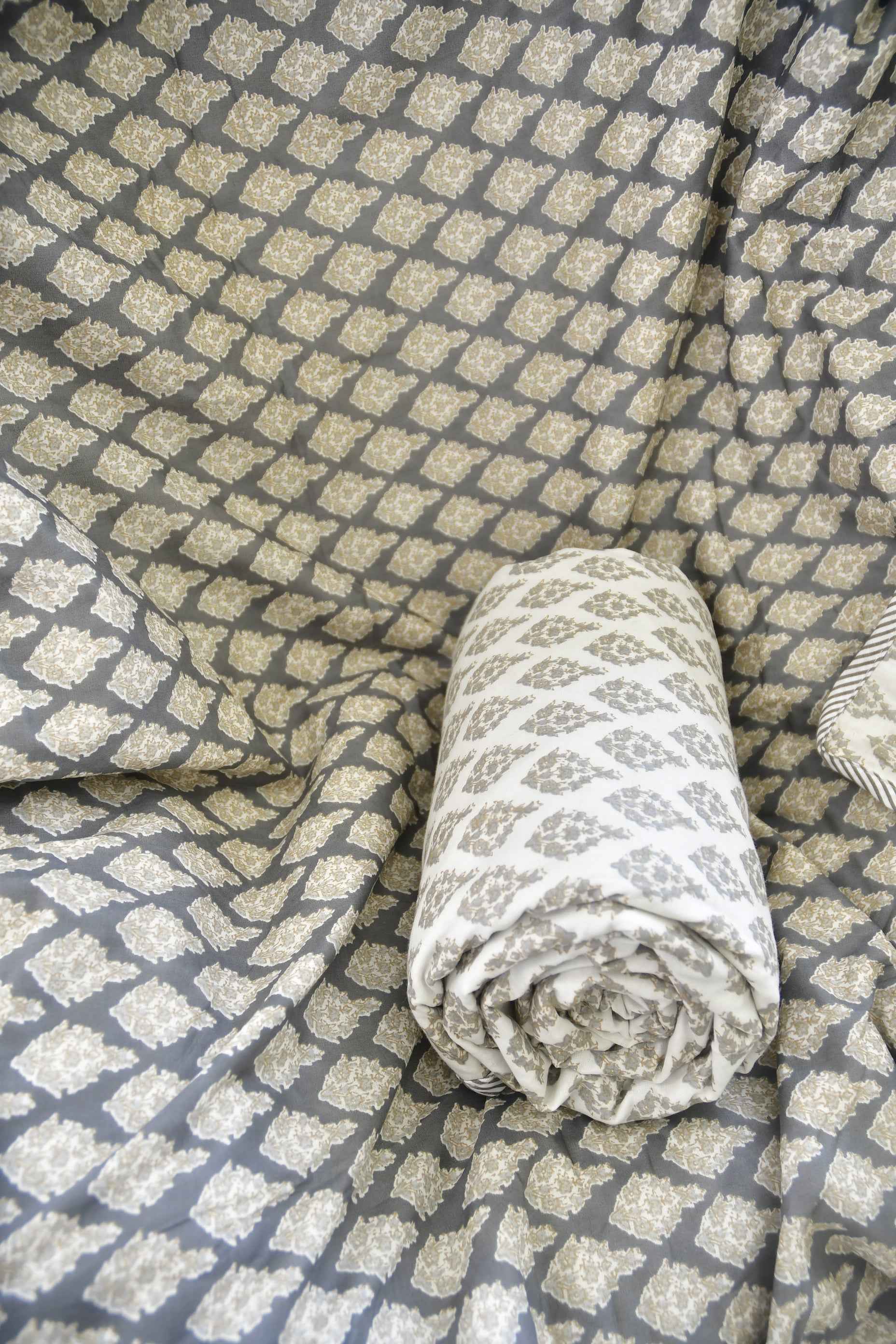 Grey Bagru Print Reversible Cotton Dohar